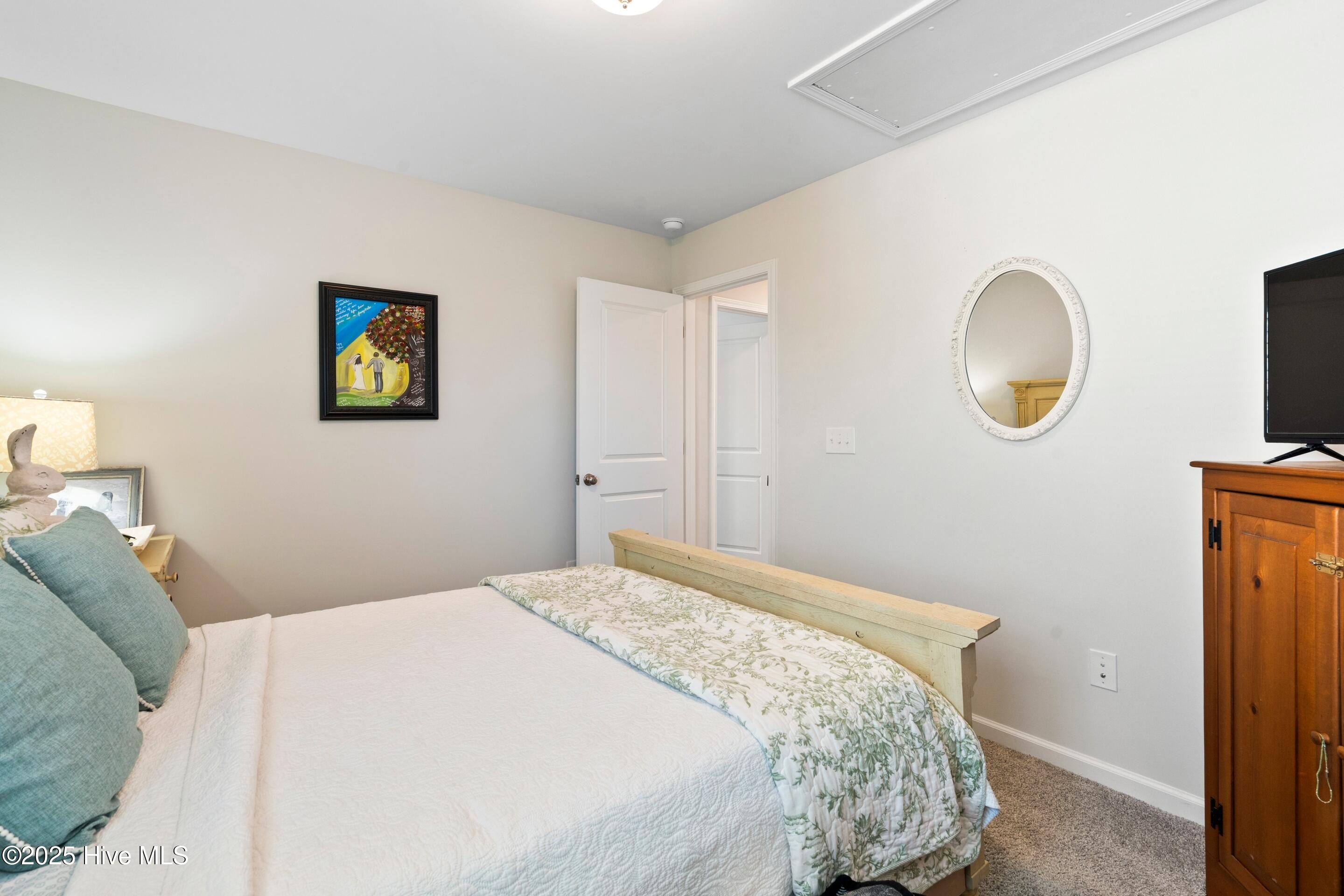 100527071 | Photo 23