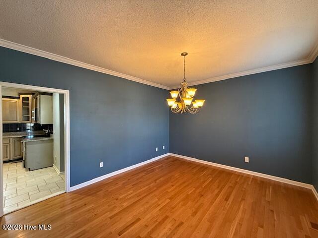 100554830 | Photo 11