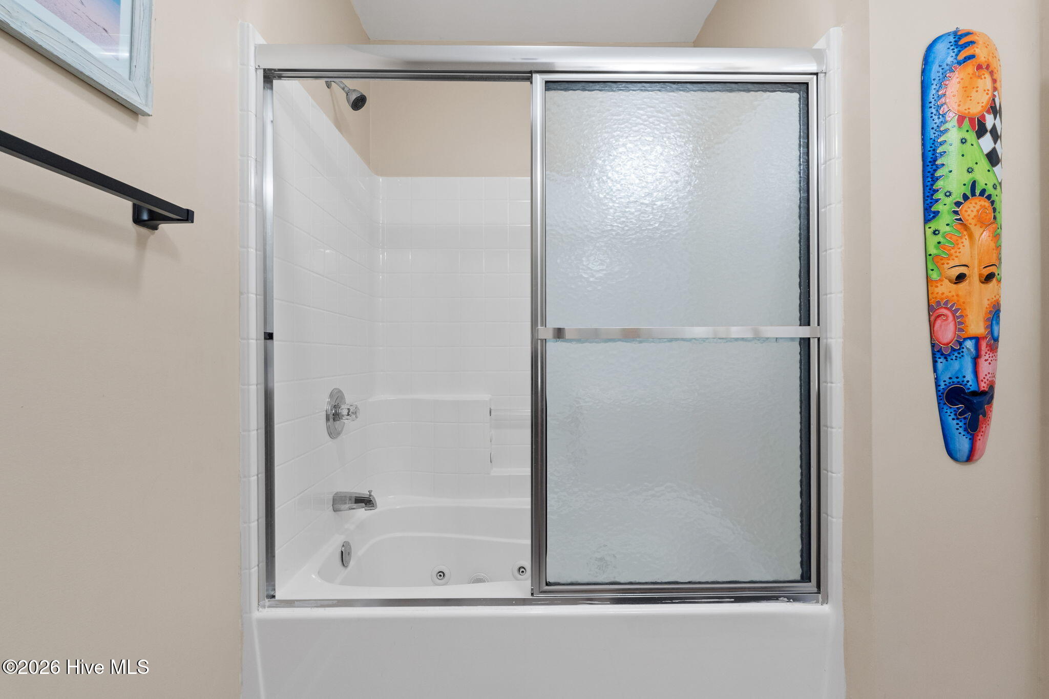 100567876 | Photo 25