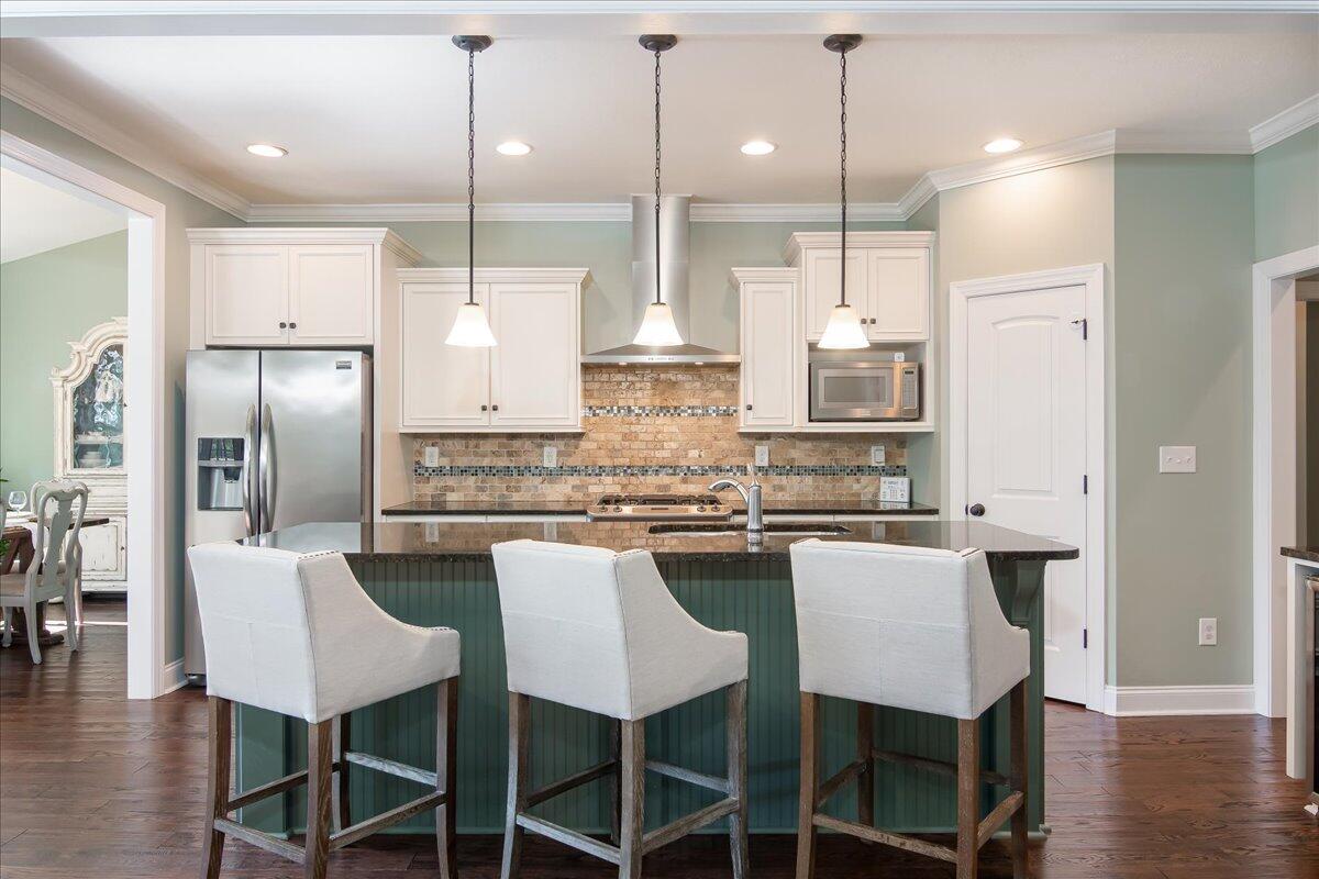 245 Oakbrook Drive