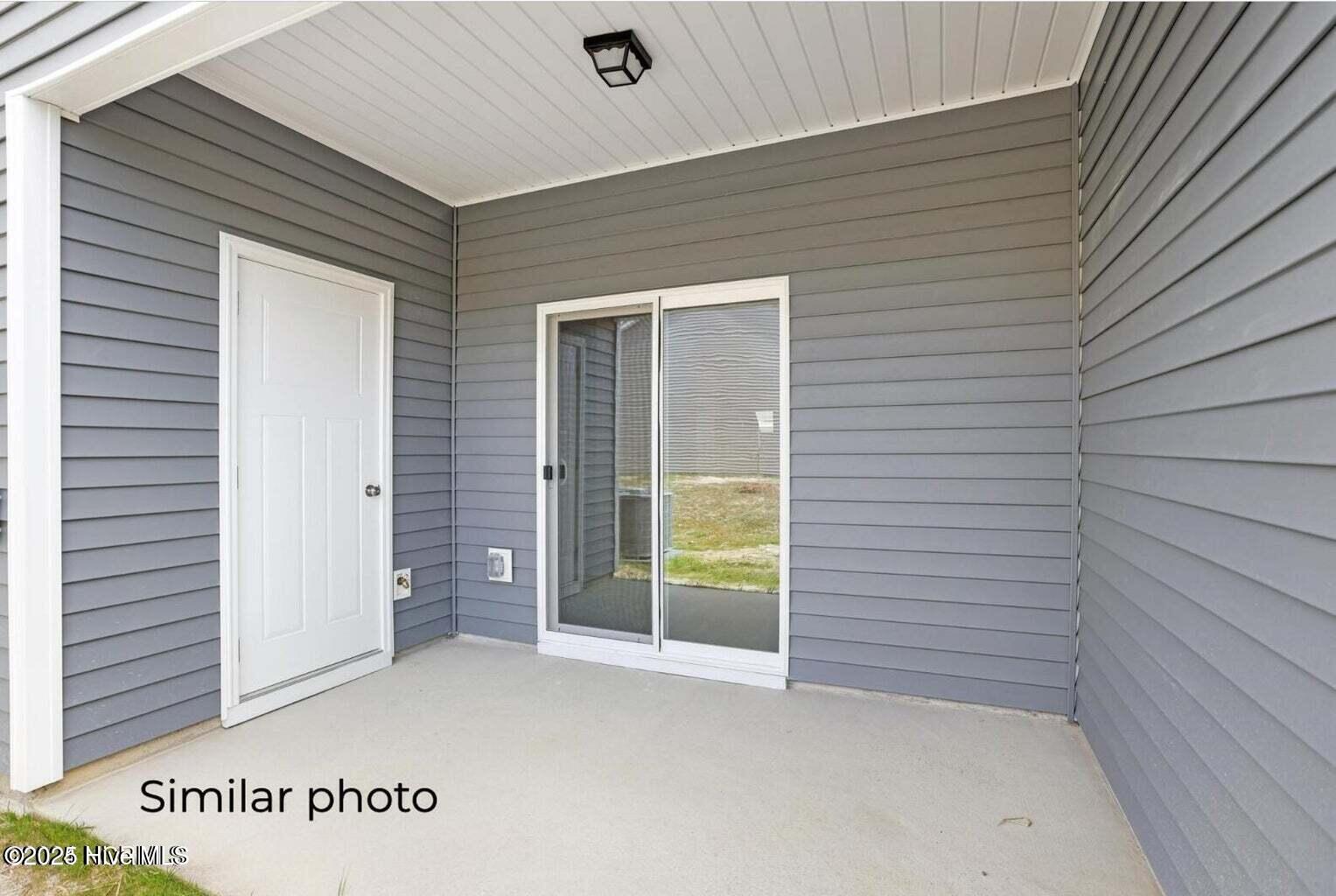 100530999 | Photo 18