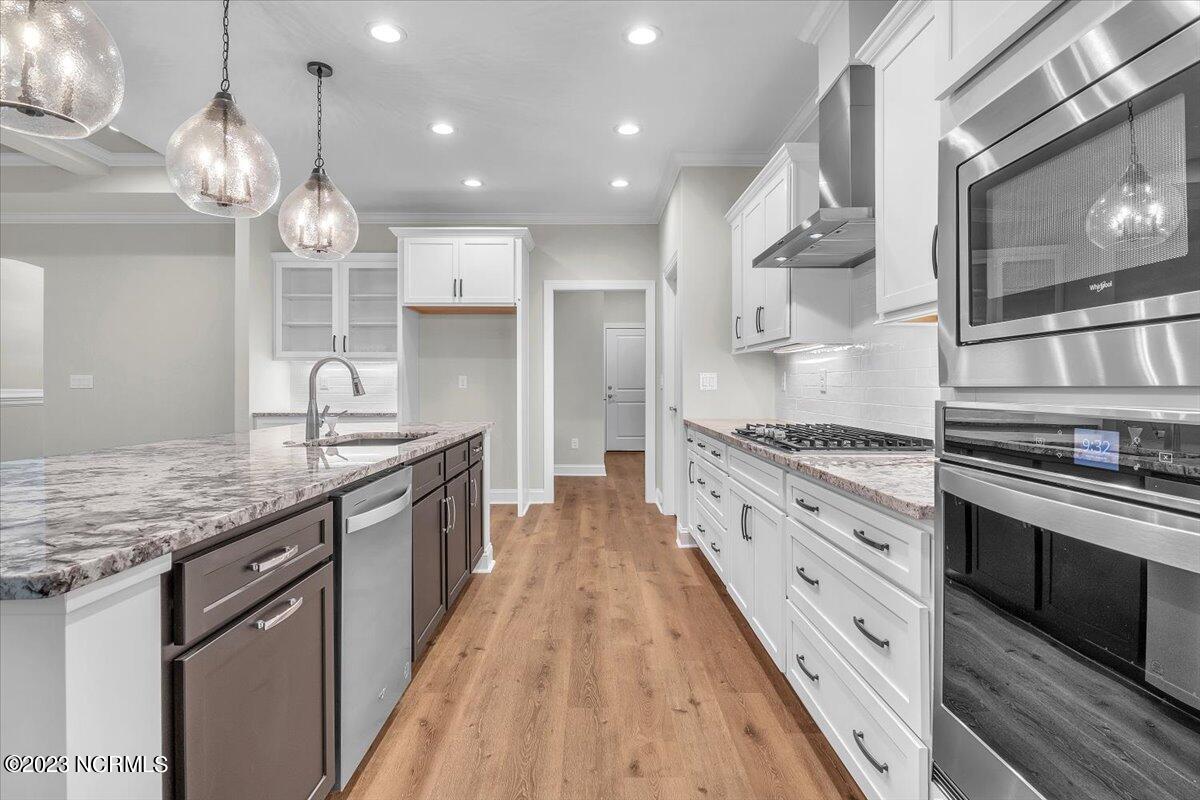 100524155 | Photo 67