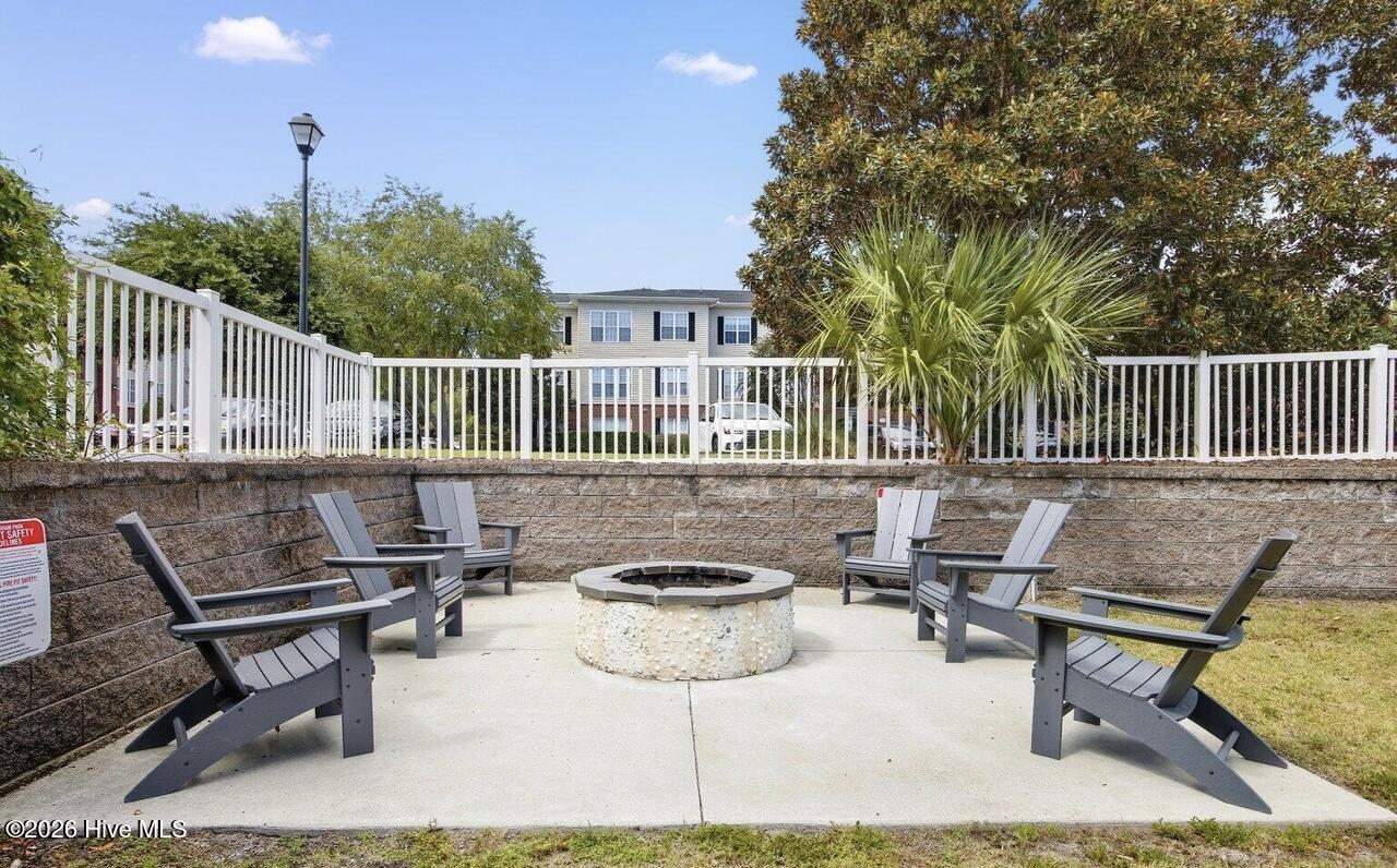 100552697 | Photo 16