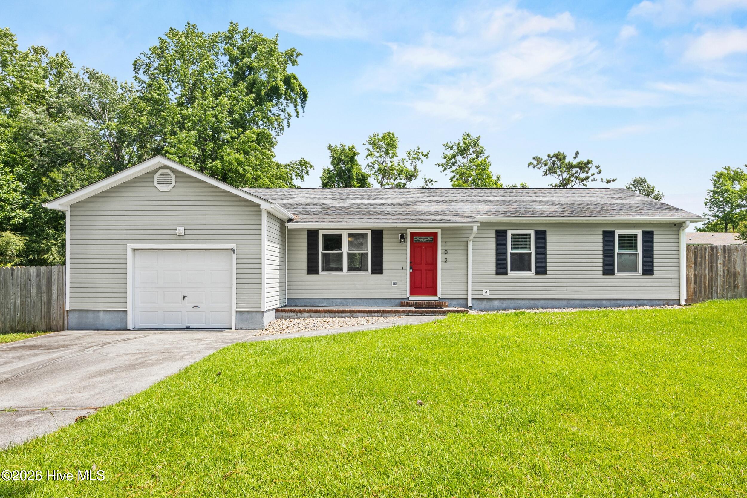 102 Natalie Lane, Hubert, NC 28539 Listing Photo  1