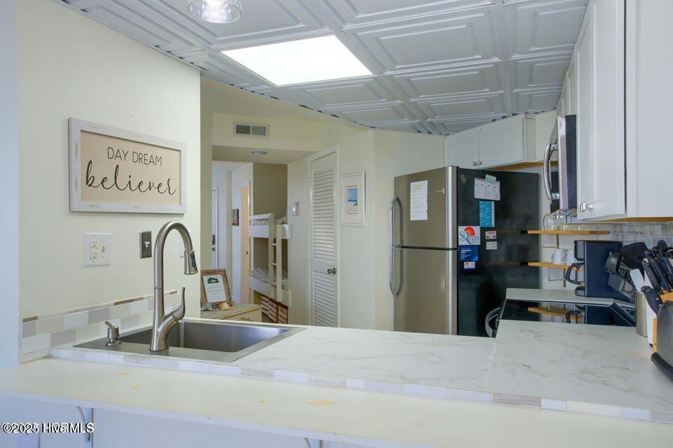 100490583 | Photo 17