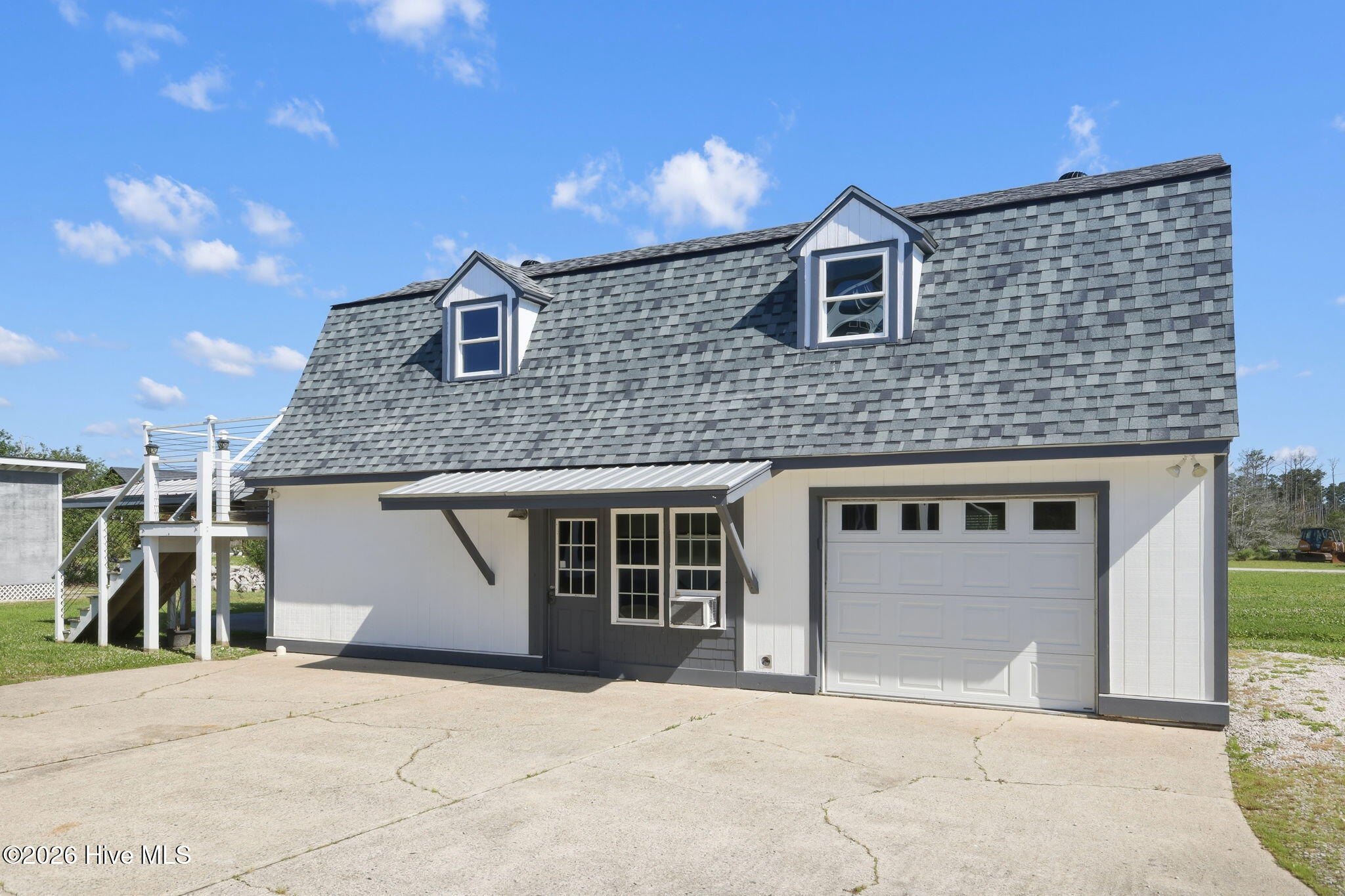 Barn/Garage