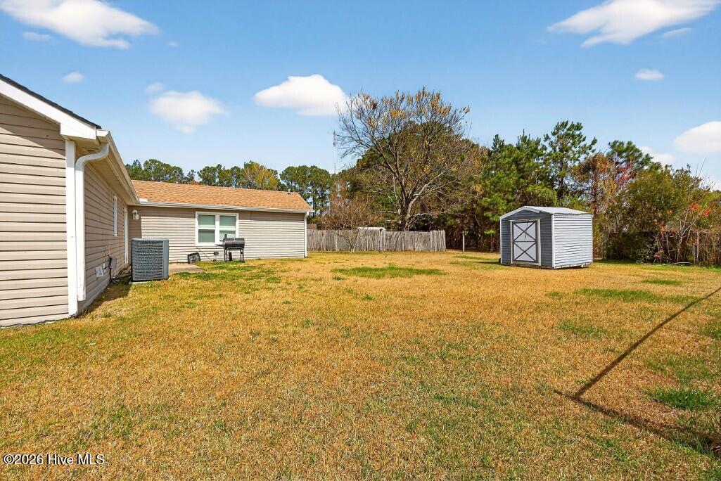 100561493 | Photo 14