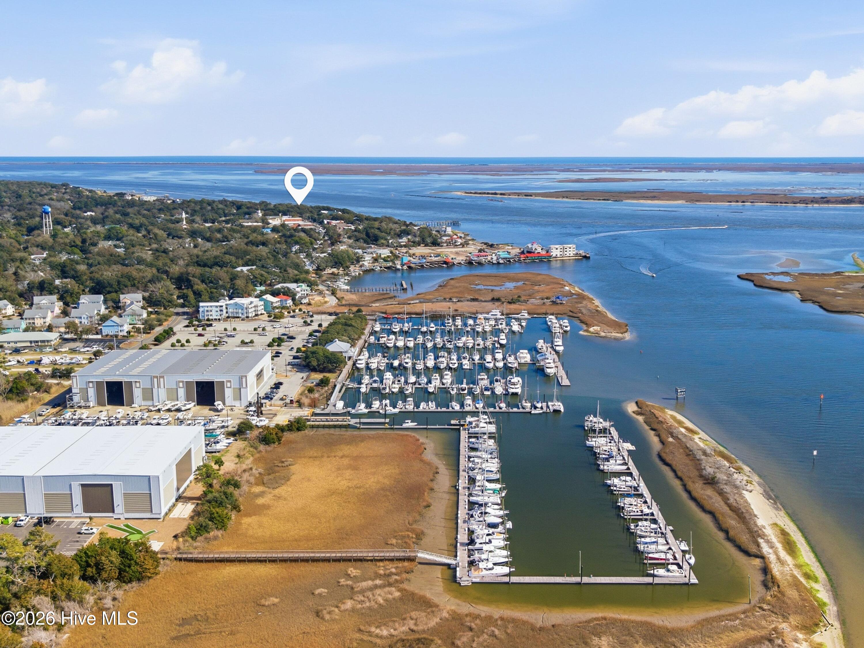 100556008 | Photo 58