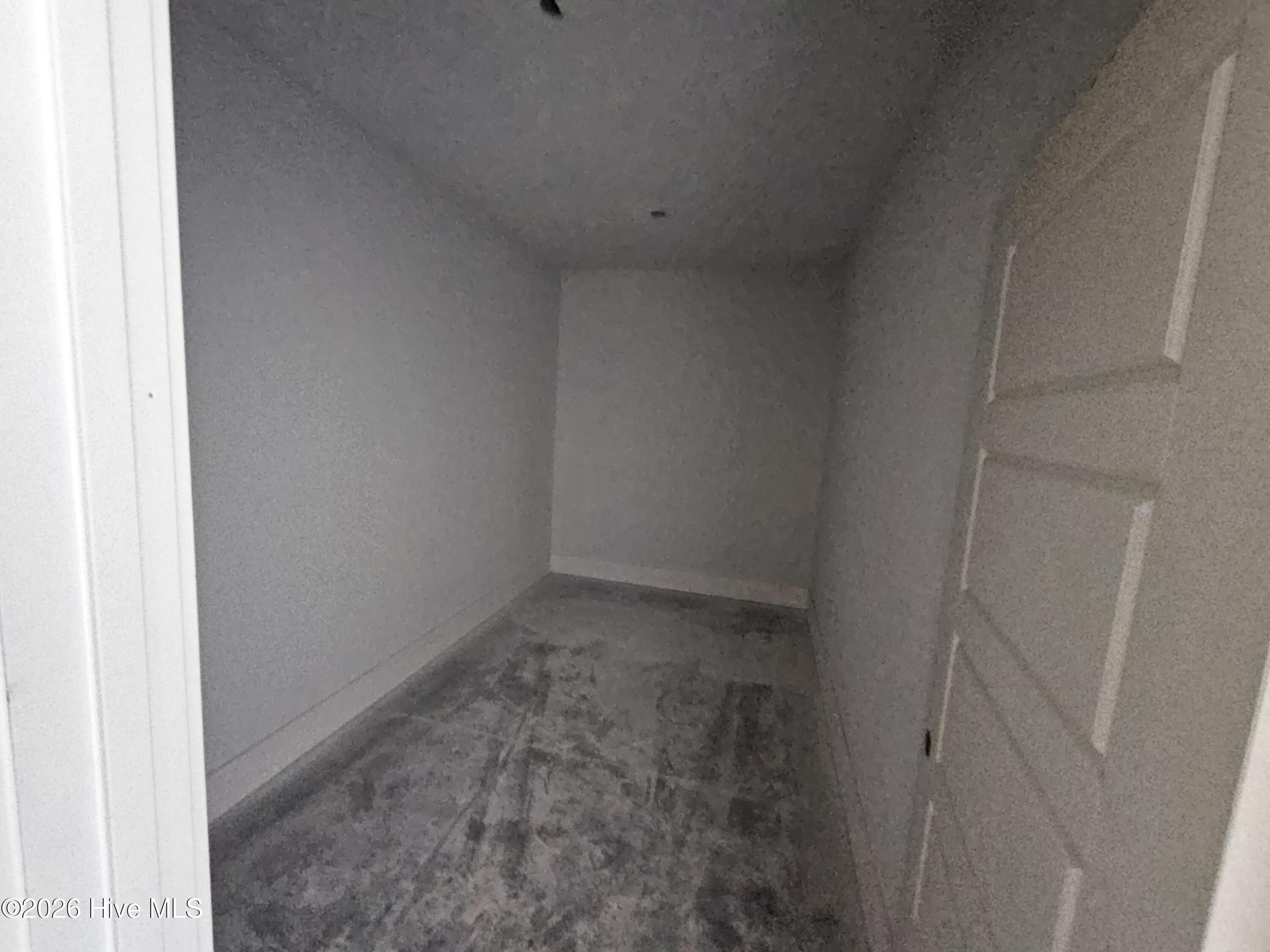 100544380 | Photo 13