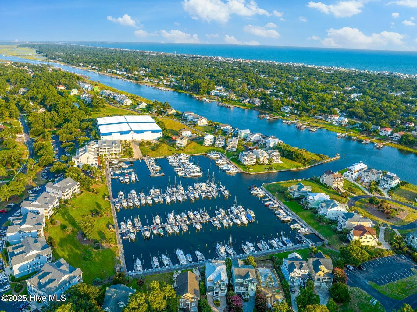 100543125 | Photo 59