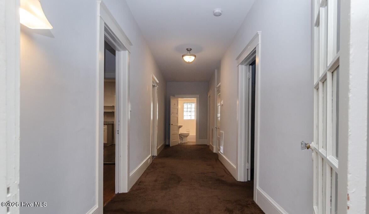 100561400 | Photo 15