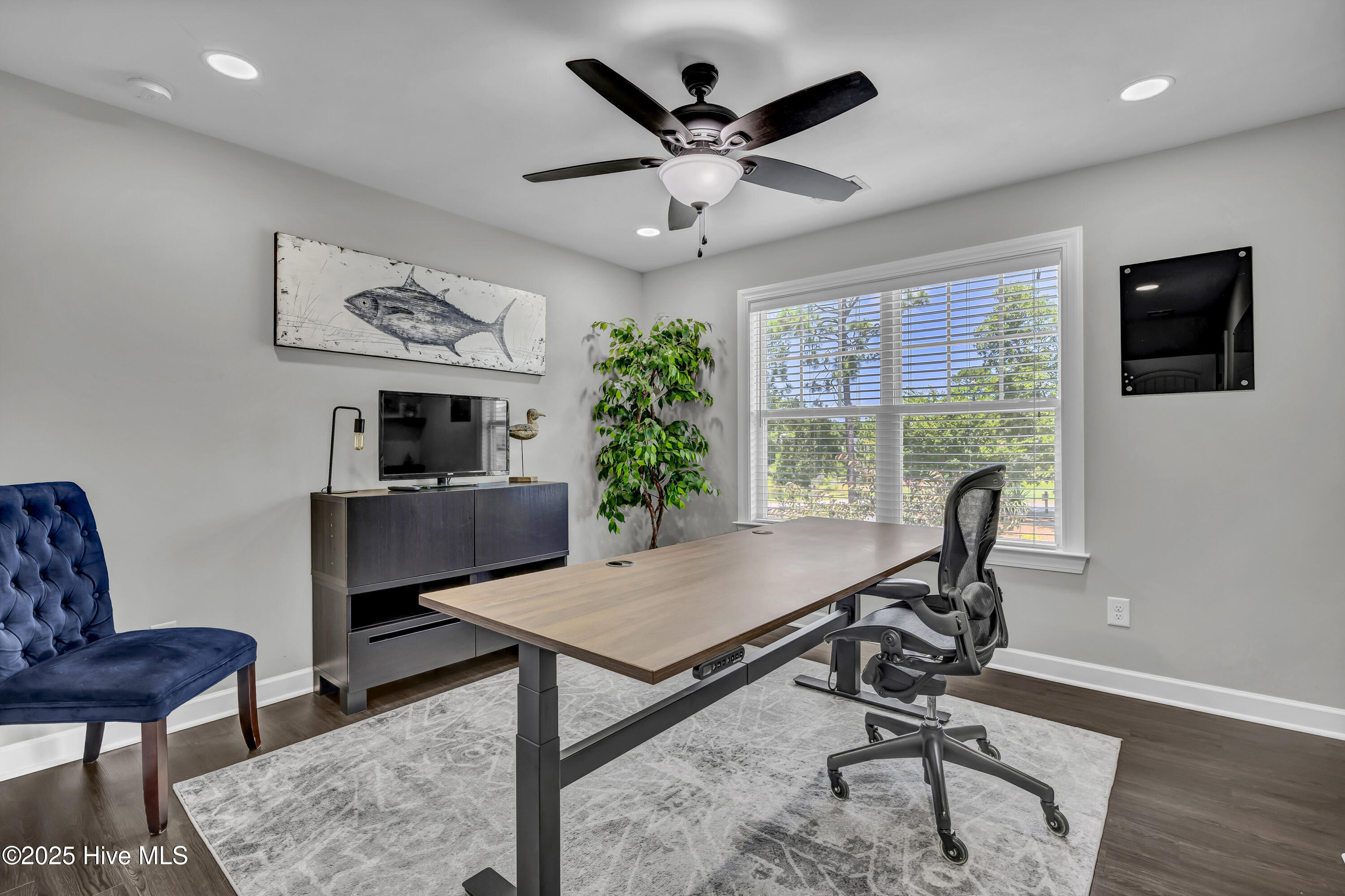 100519414 | Photo 41