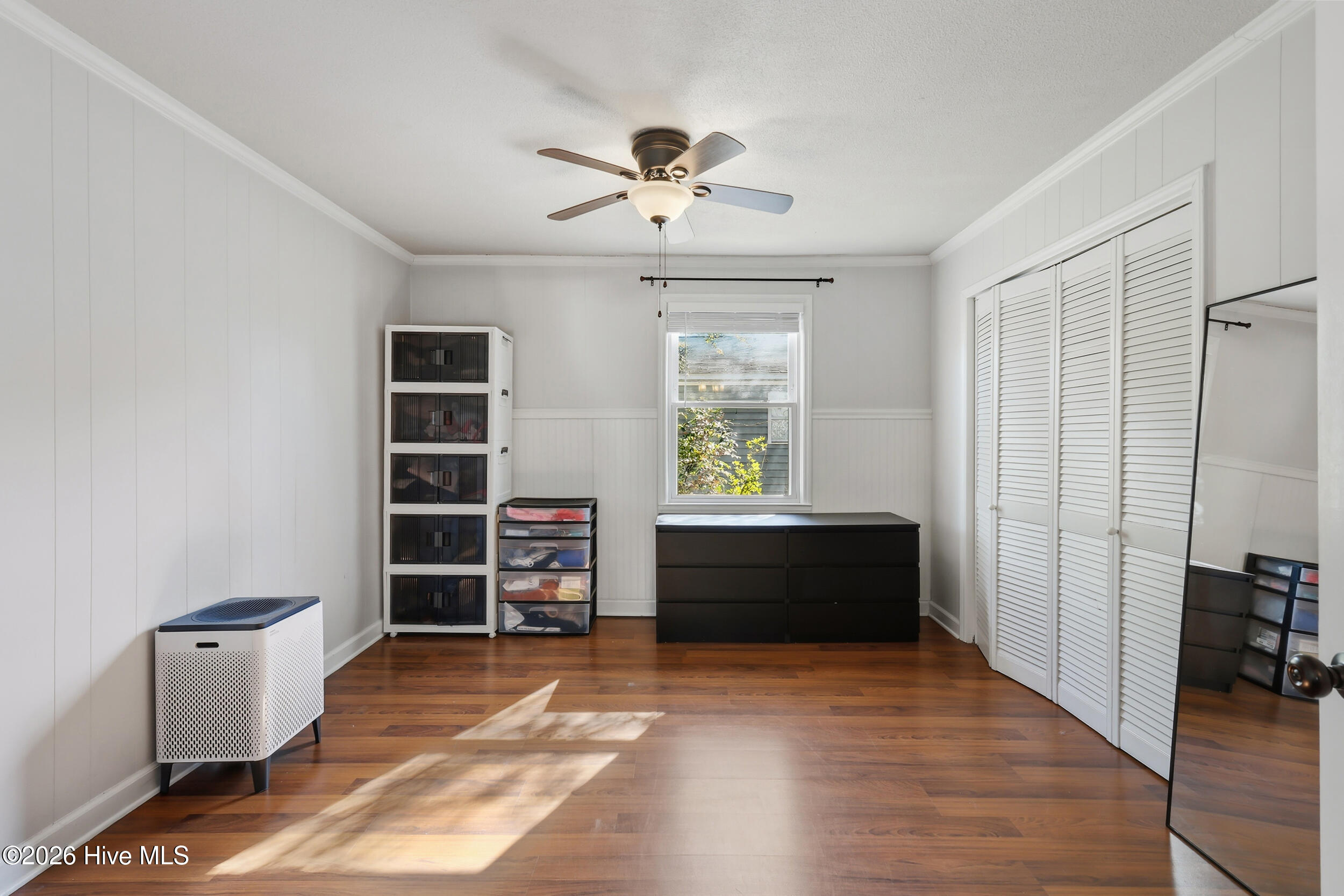 100551685 | Photo 24