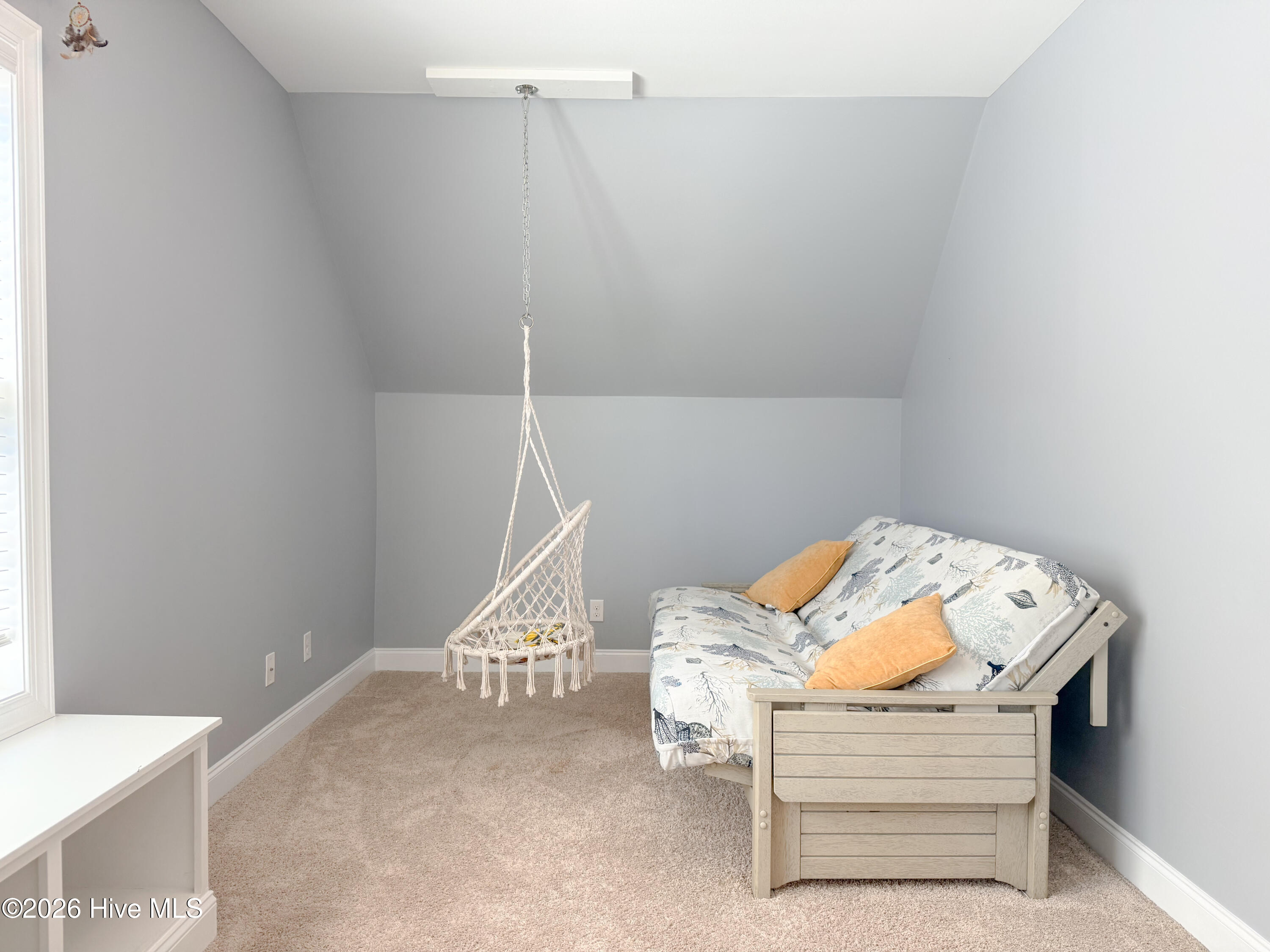 100569259 | Photo 58