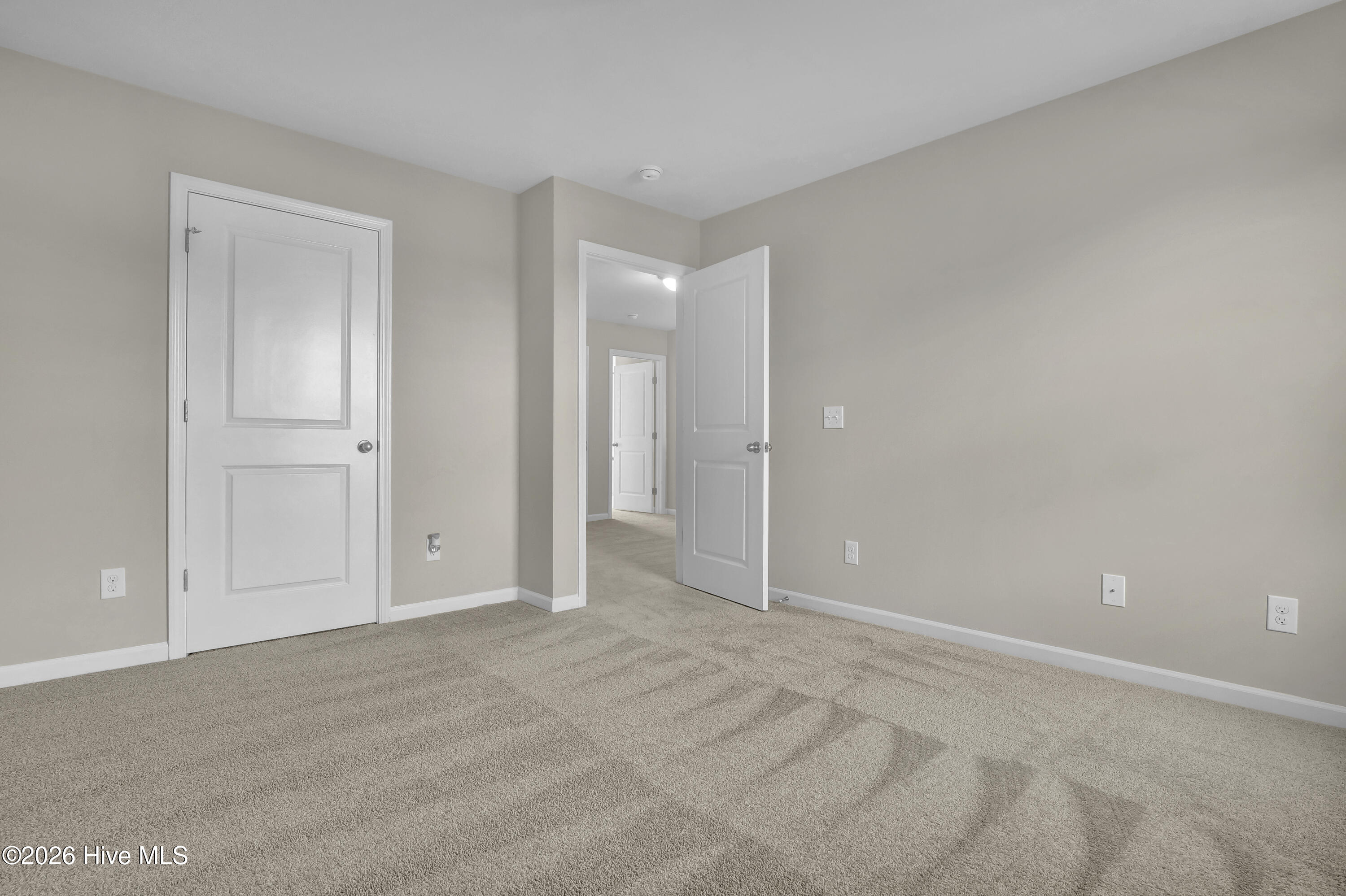 100555239 | Photo 22