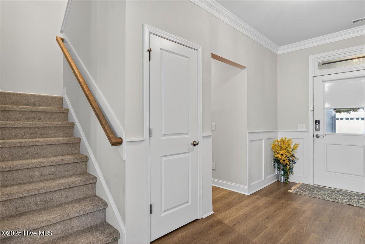 100536034 | Photo 18