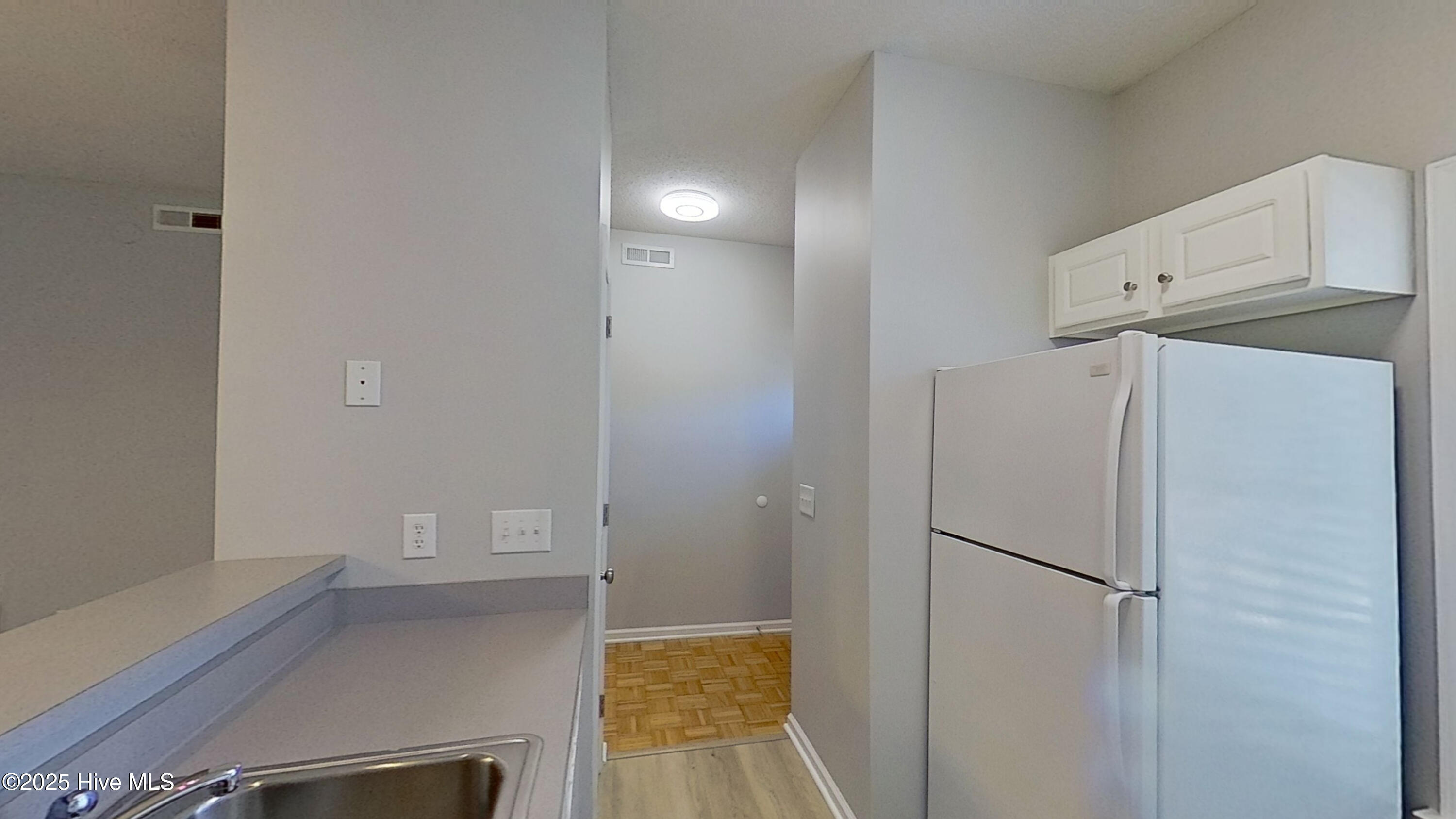 4613 Mcclelland Drive UNIT F-104, Wilmington, NC, 28405