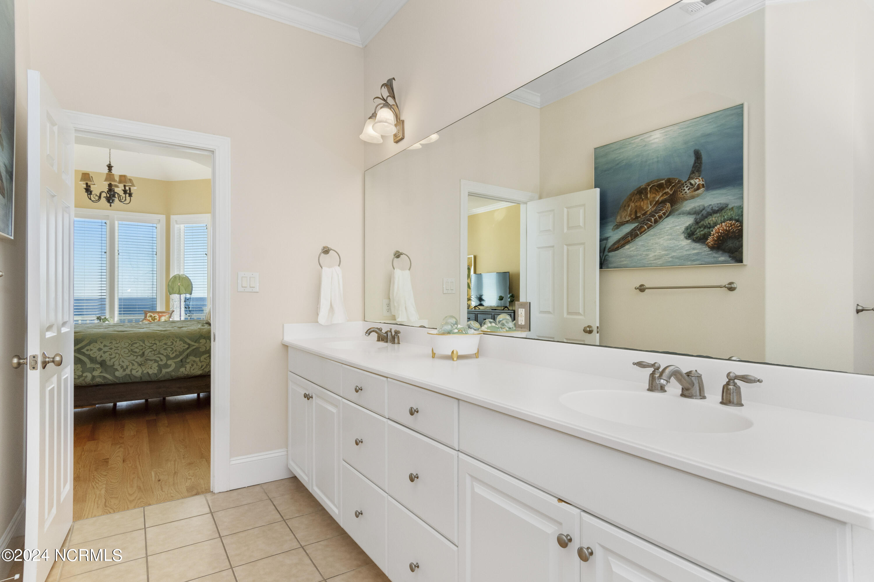 100429078 | Photo 29