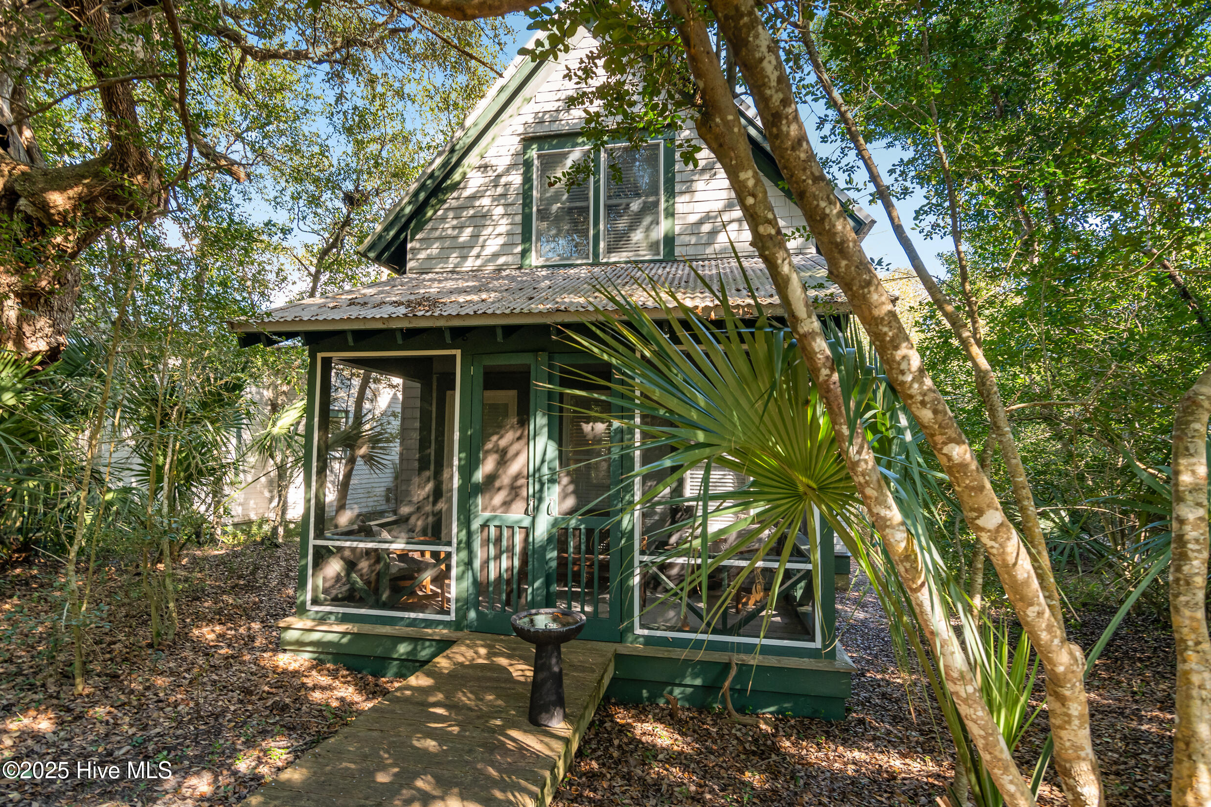 618 Chicamacomico Way