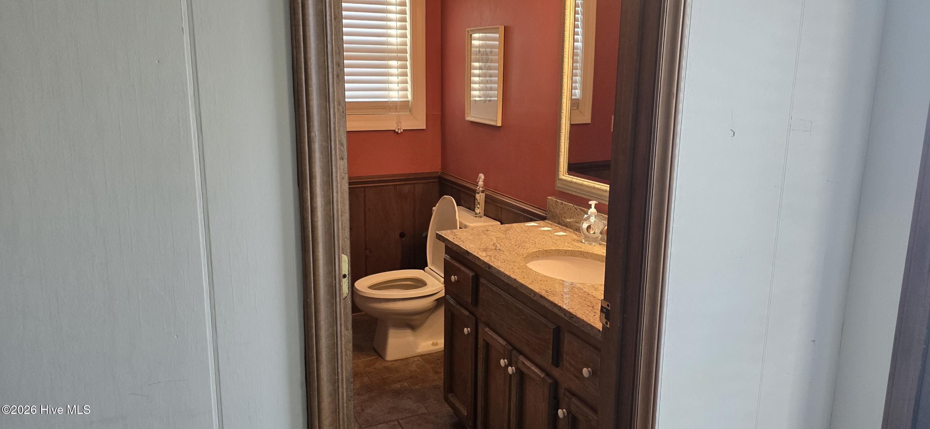 100559141 | Photo 34