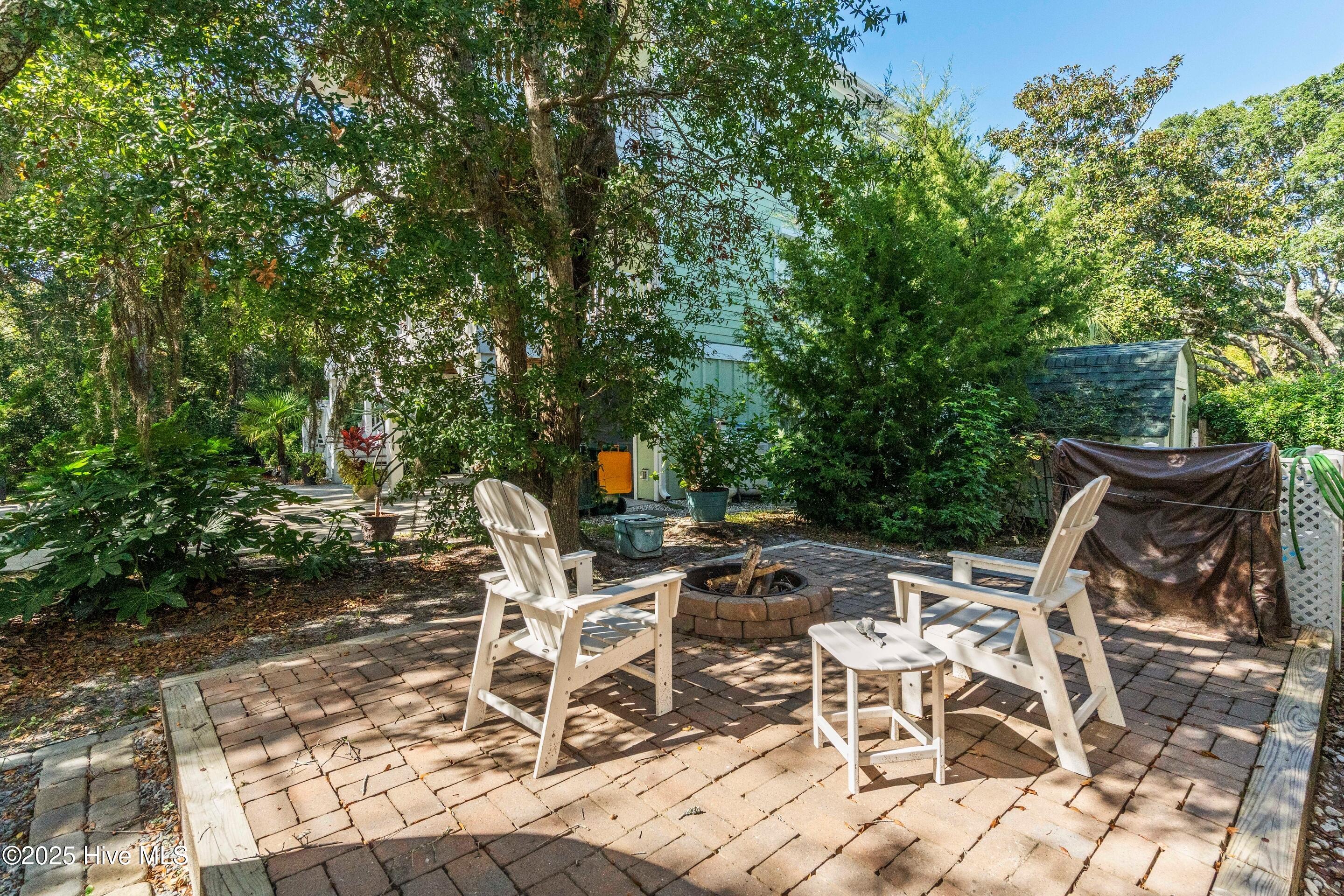 100535794 | Photo 51