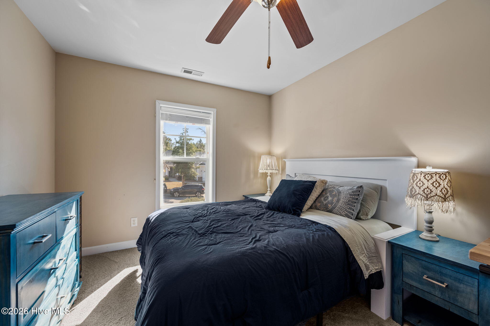 100552889 | Photo 27