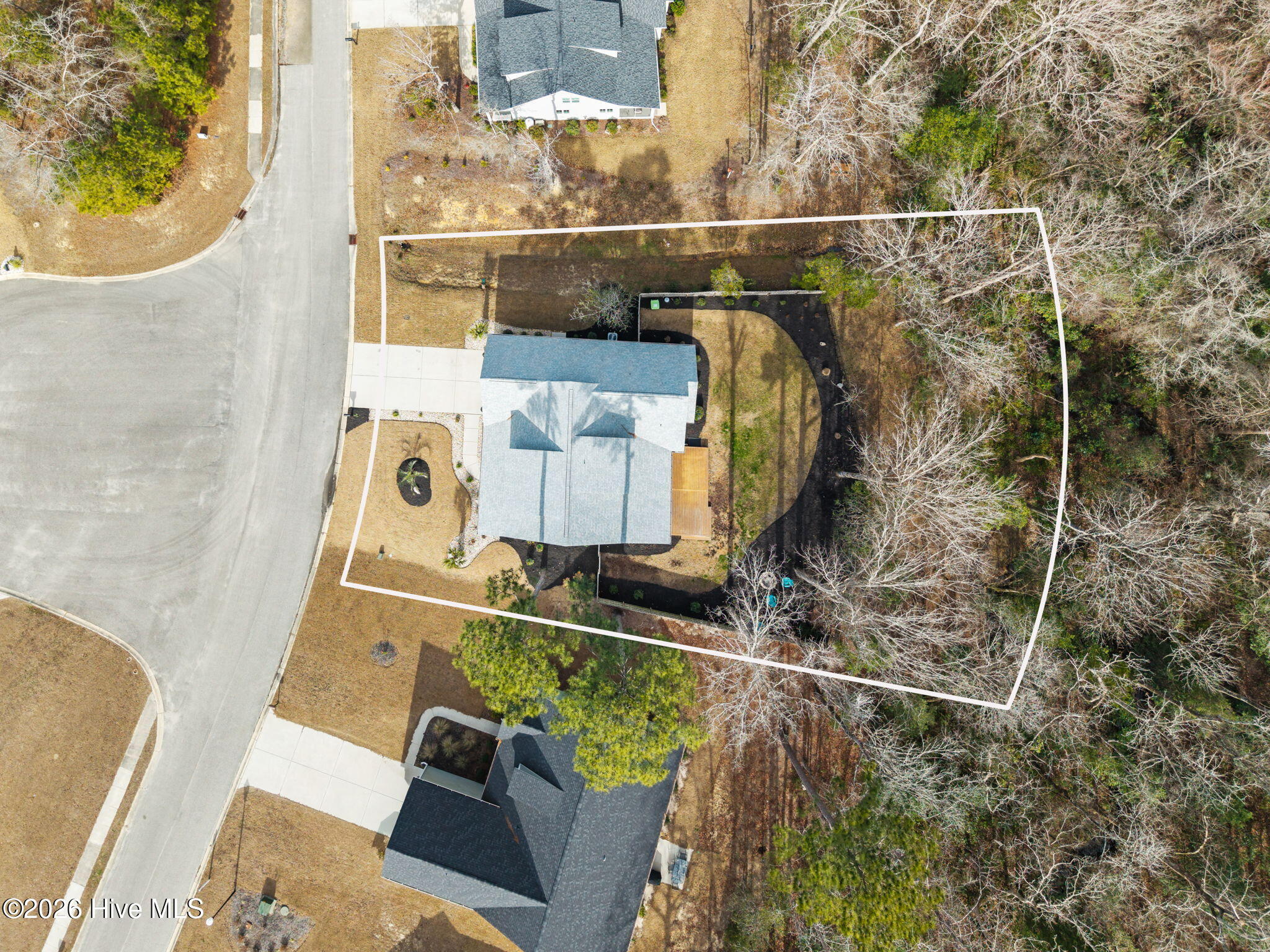 100551442 | Photo 25