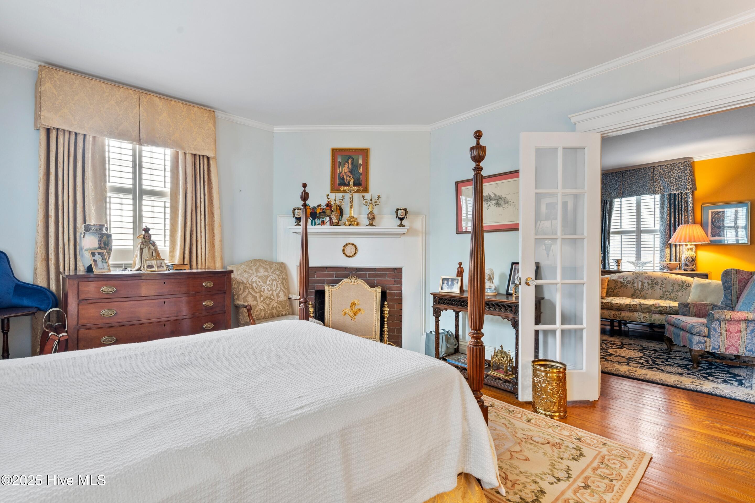 100553658 | Photo 49