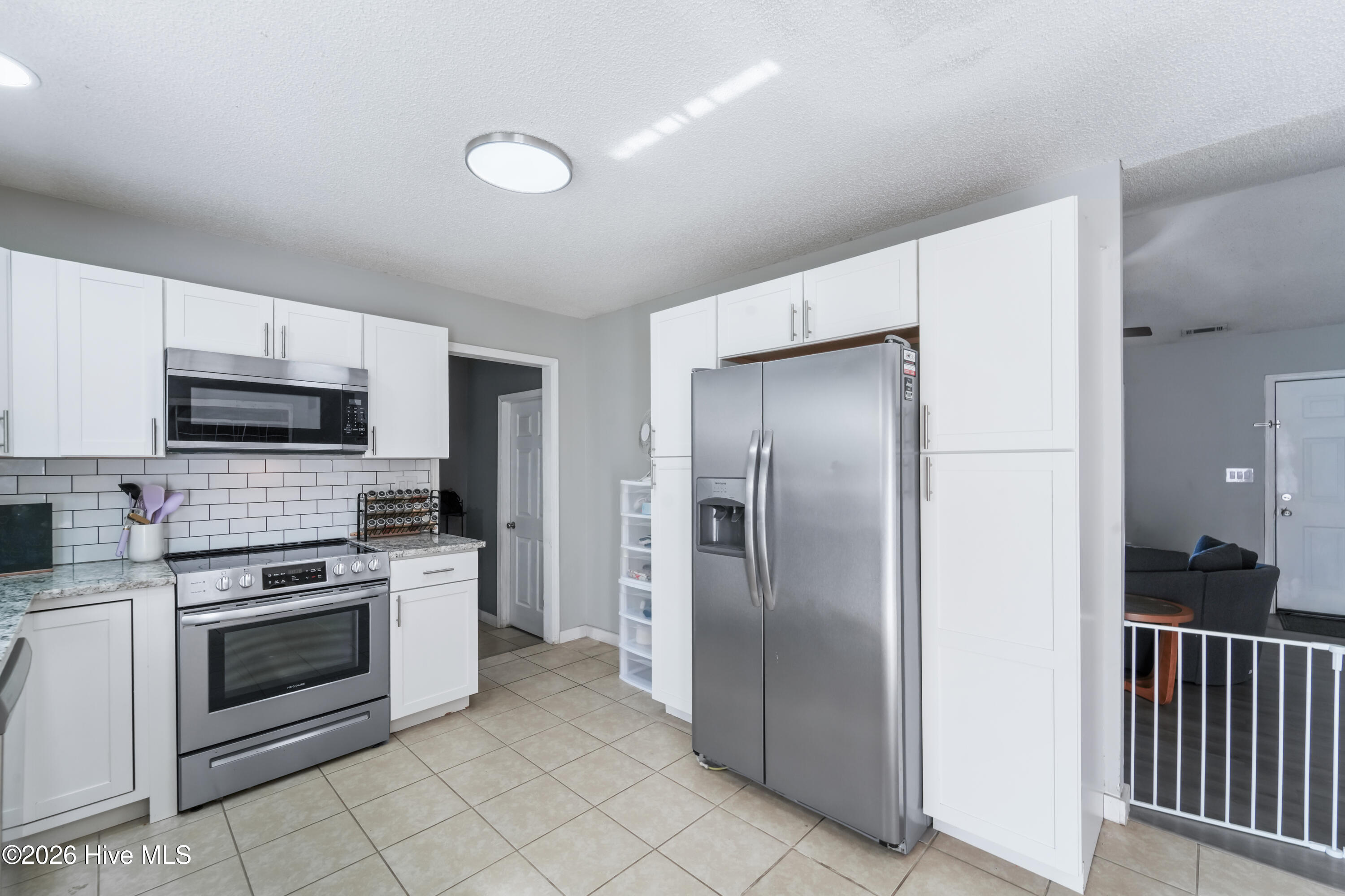 100566597 | Photo 10