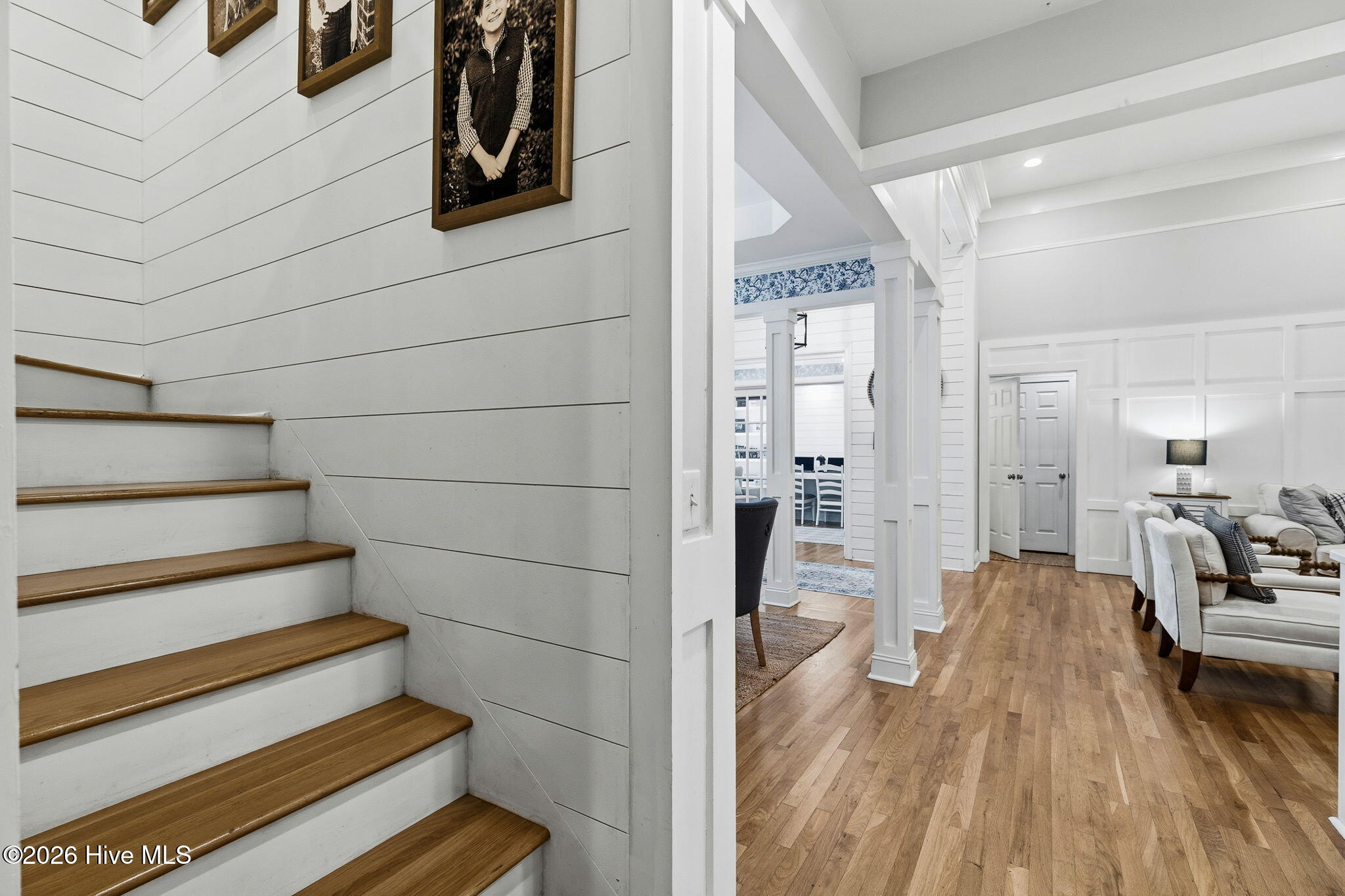 100561515 | Photo 71