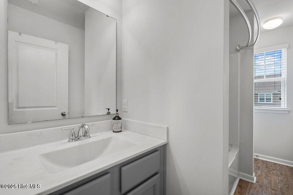 100543513 | Photo 26