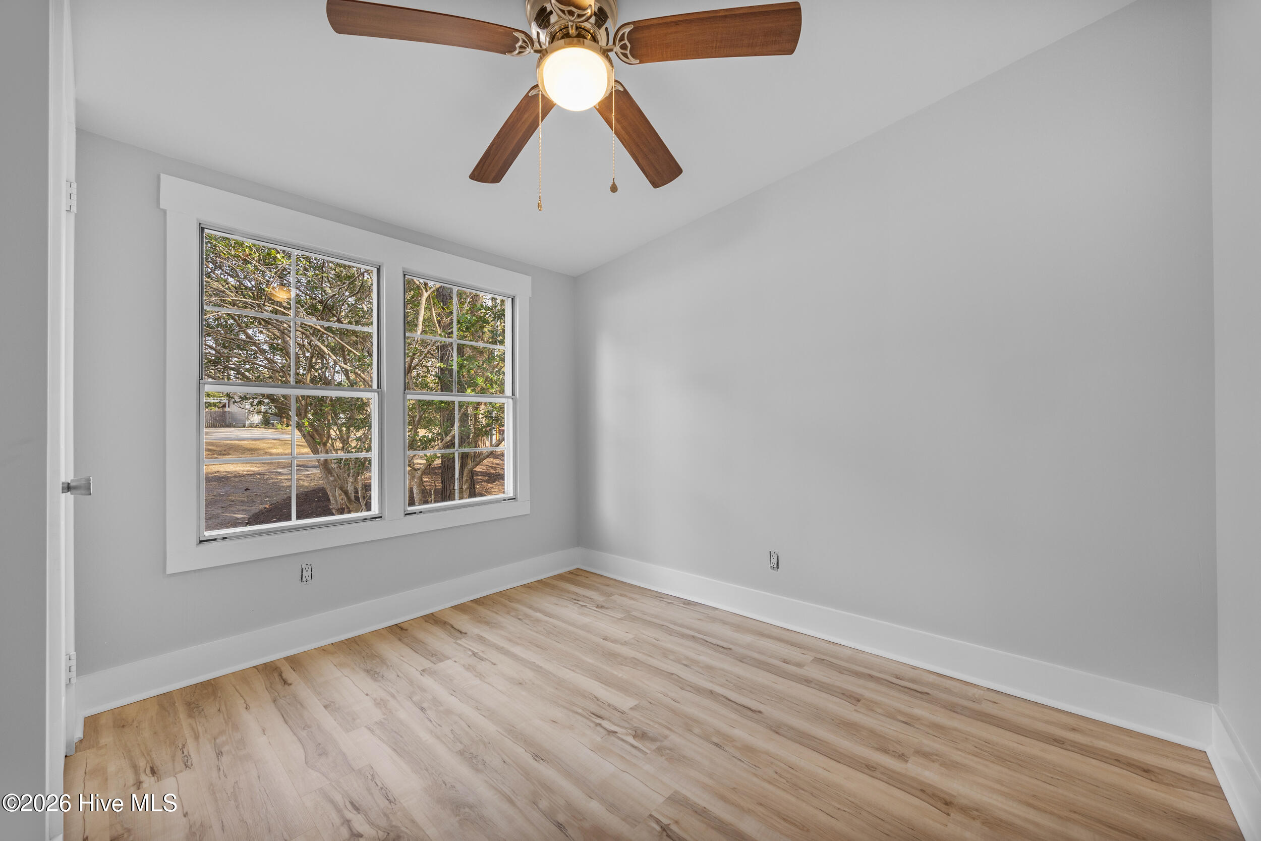 100552776 | Photo 28