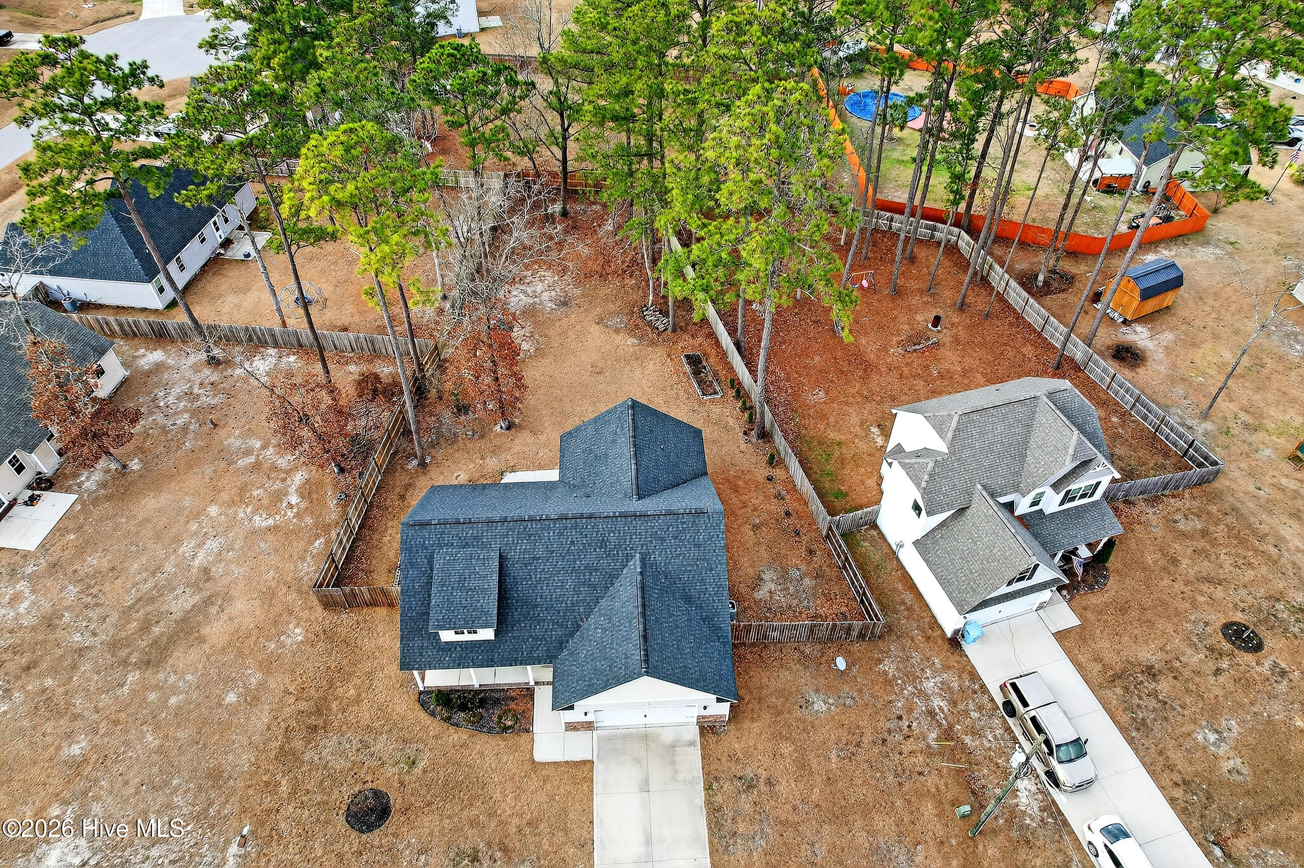 100549361 | Photo 39