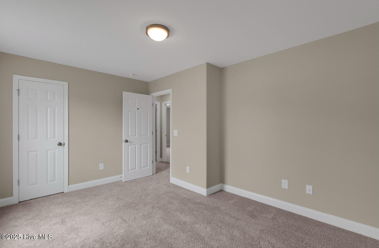 100483735 | Photo 27