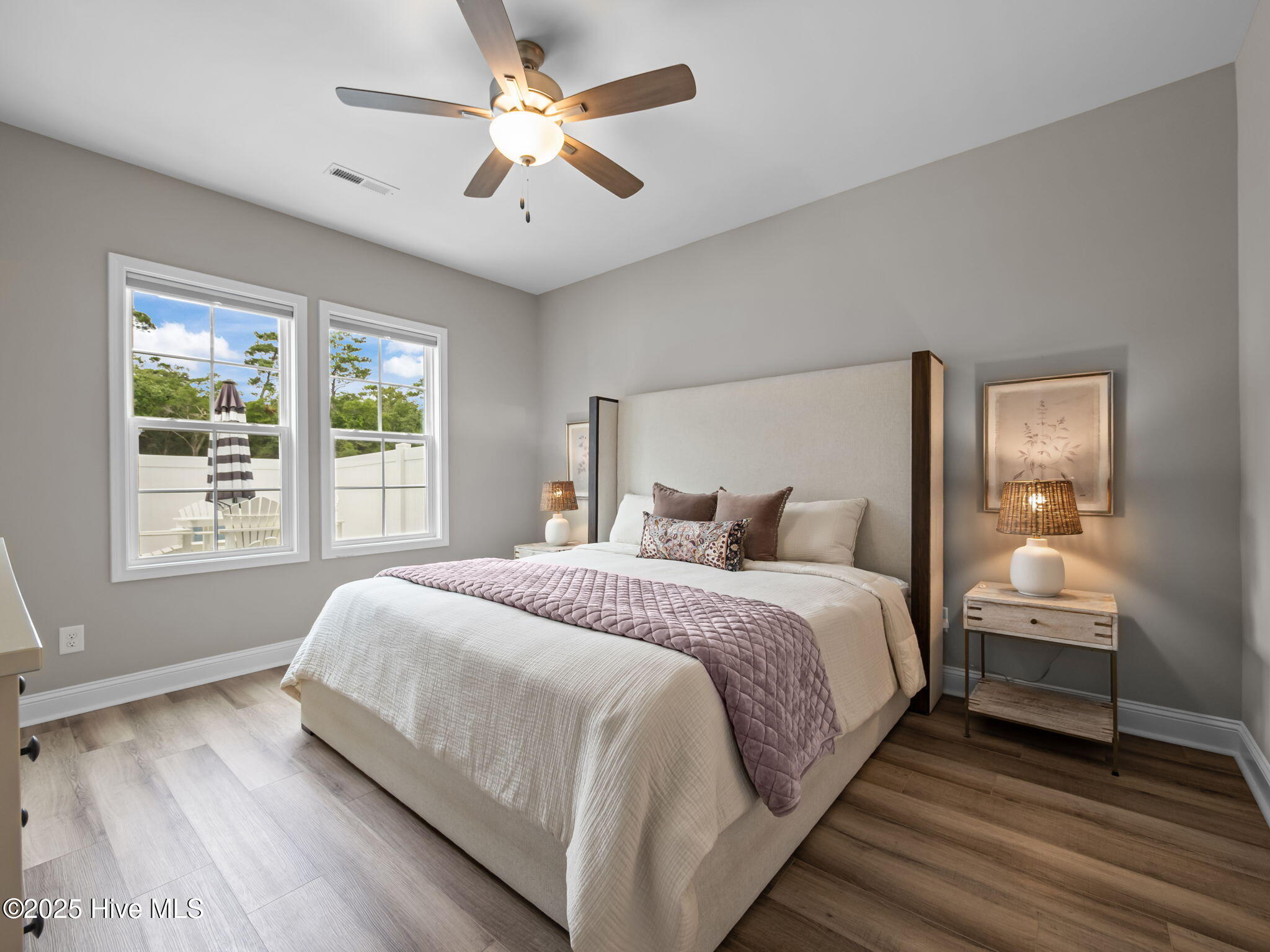 100530492 | Photo 28