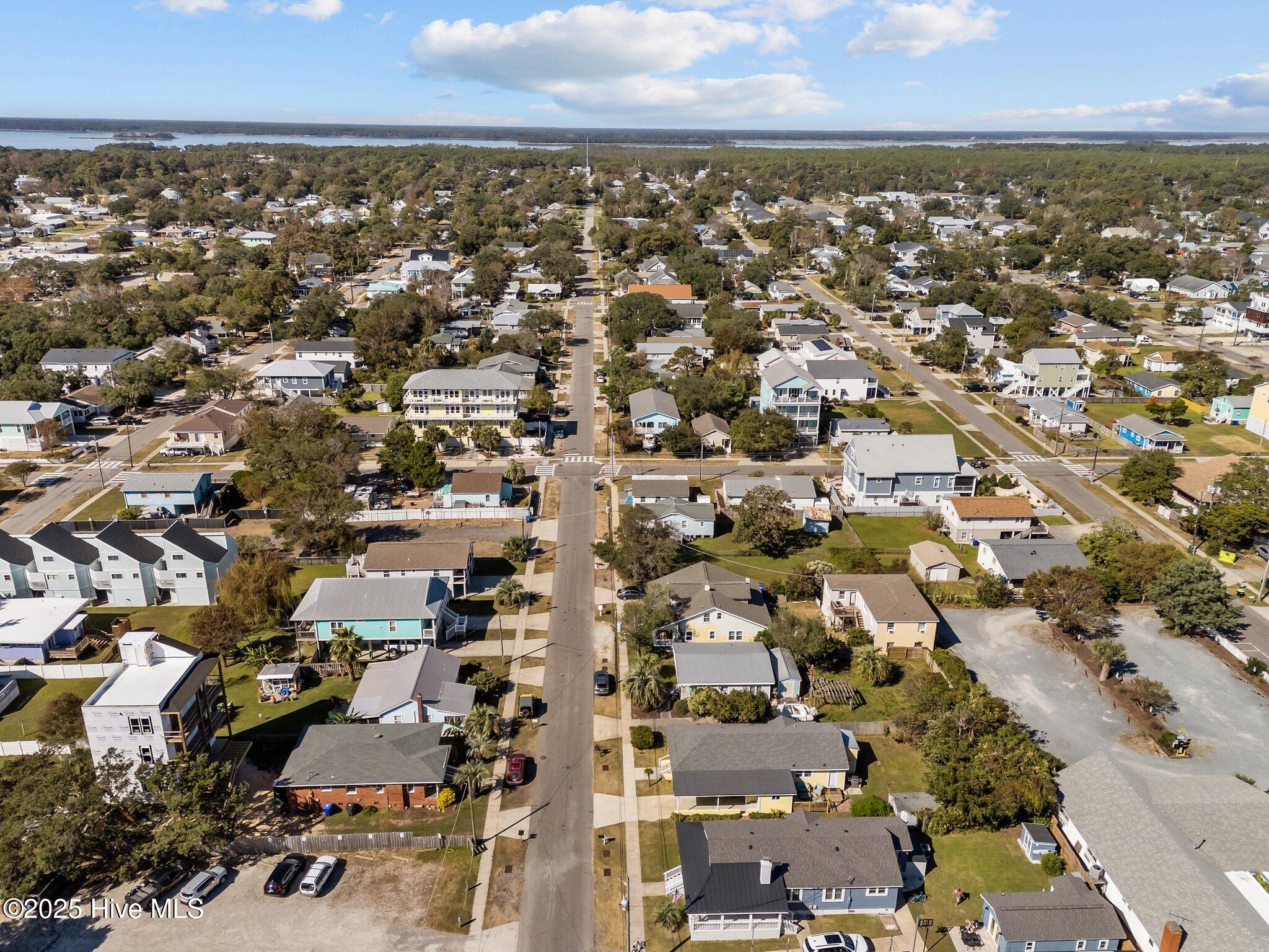 100511198 | Photo 46