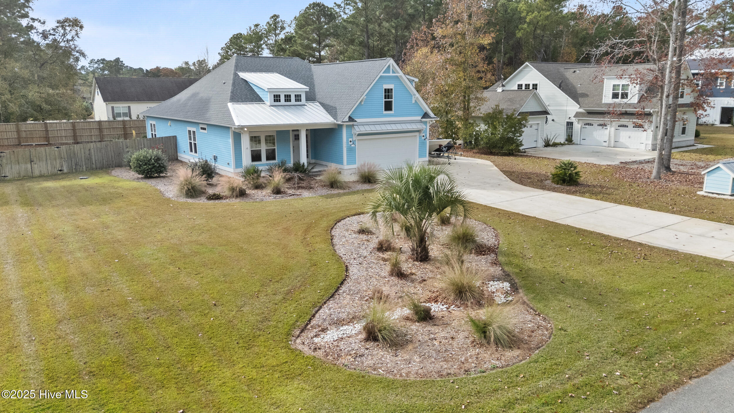 100544586 | Photo 63