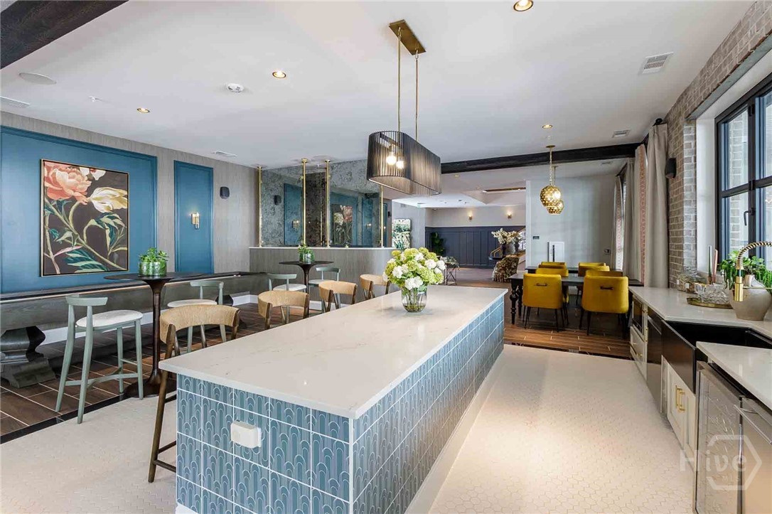 1150 E Perry Lane UNIT B4, Savannah, GA, 31404