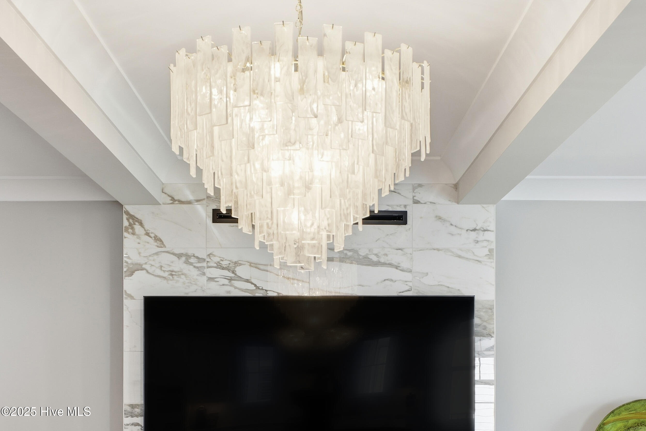 100540842 | Photo 13