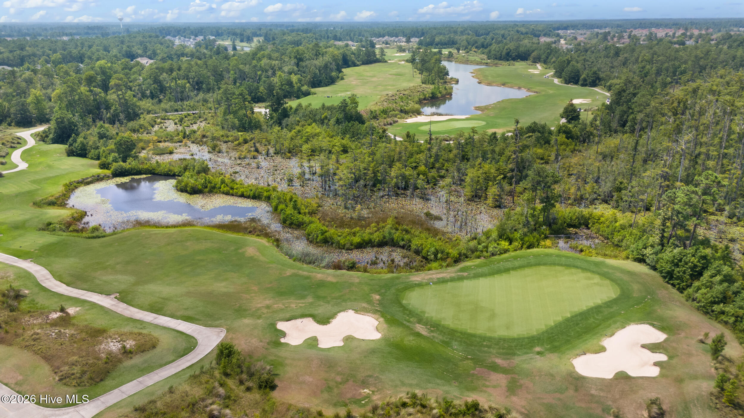 100553978 | Photo 77