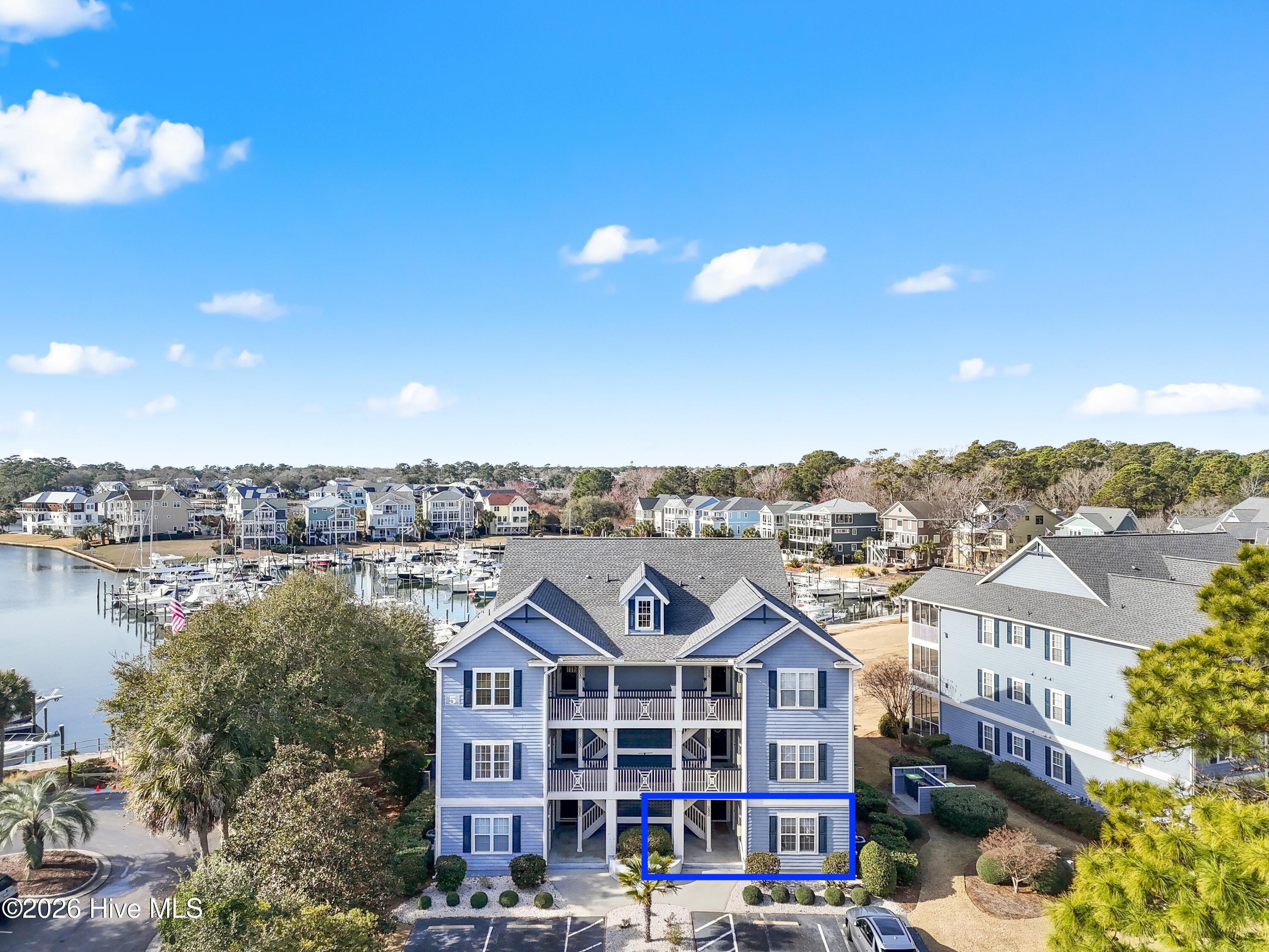 100554539 | Photo 33