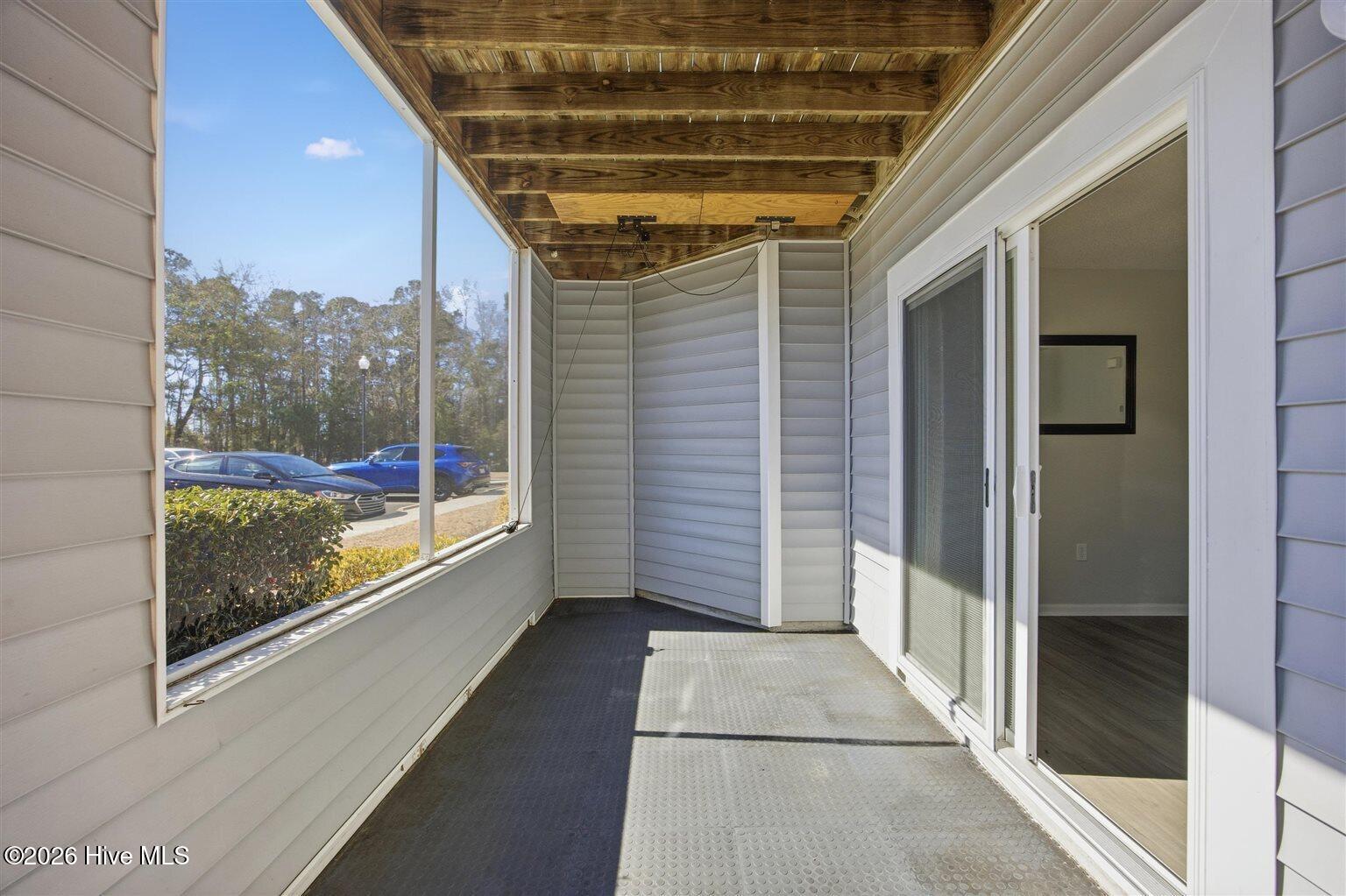 100554604 | Photo 39