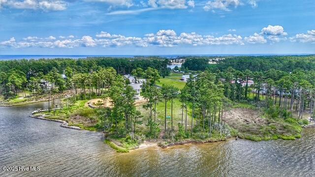 71 Jayne Point, Oriental, NC, 28571