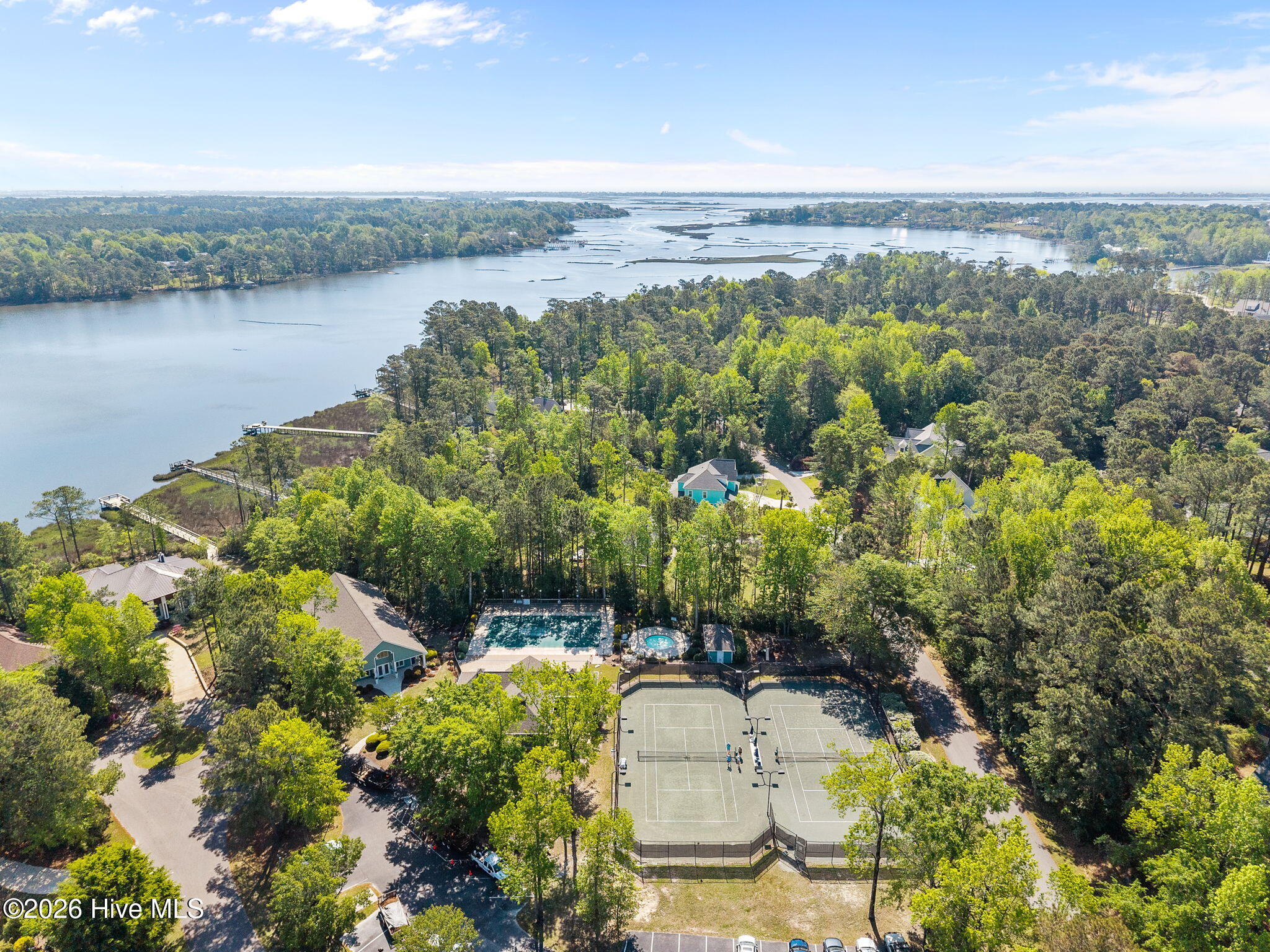 100567886 | Photo 80