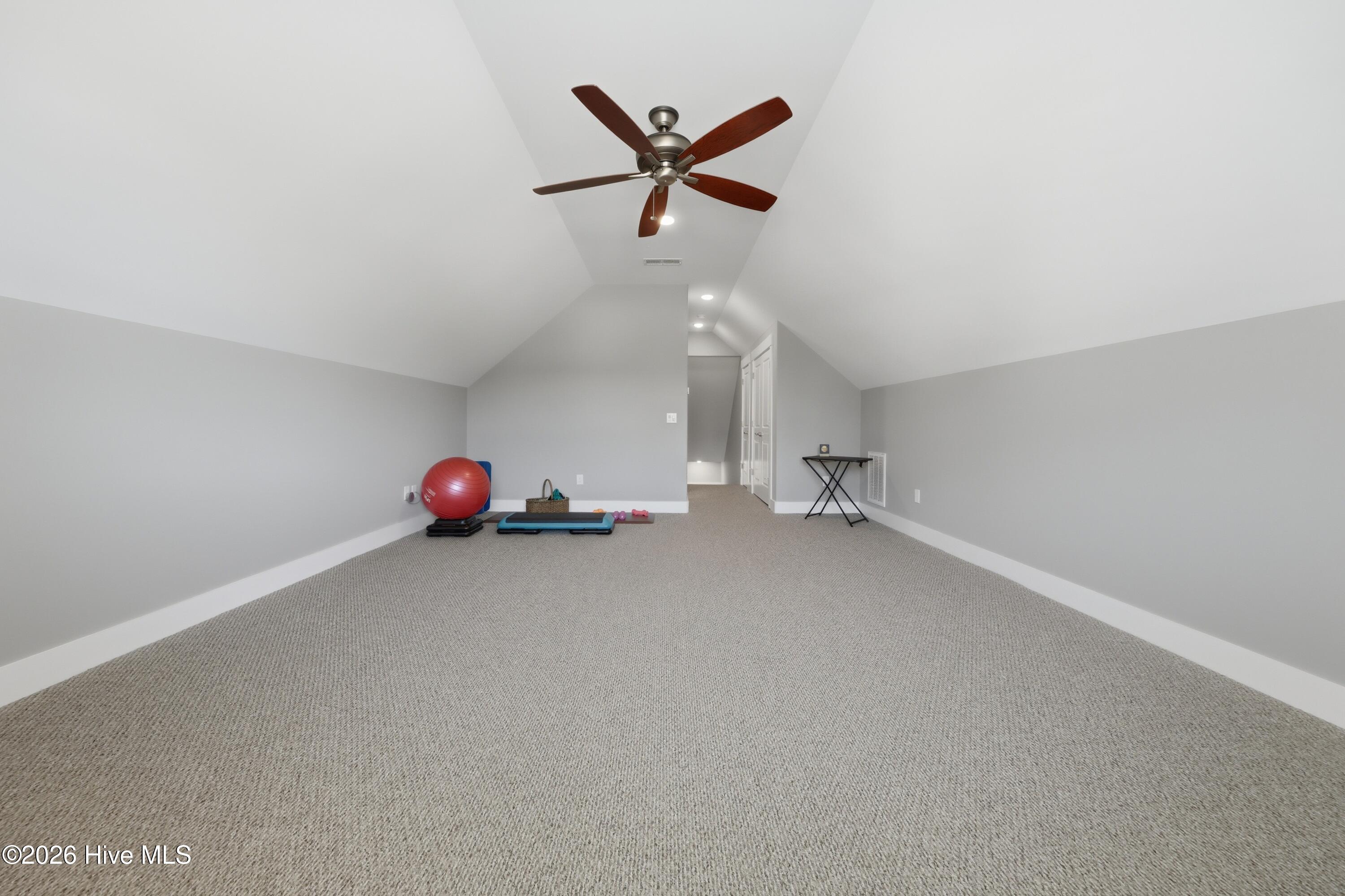 100569596 | Photo 50