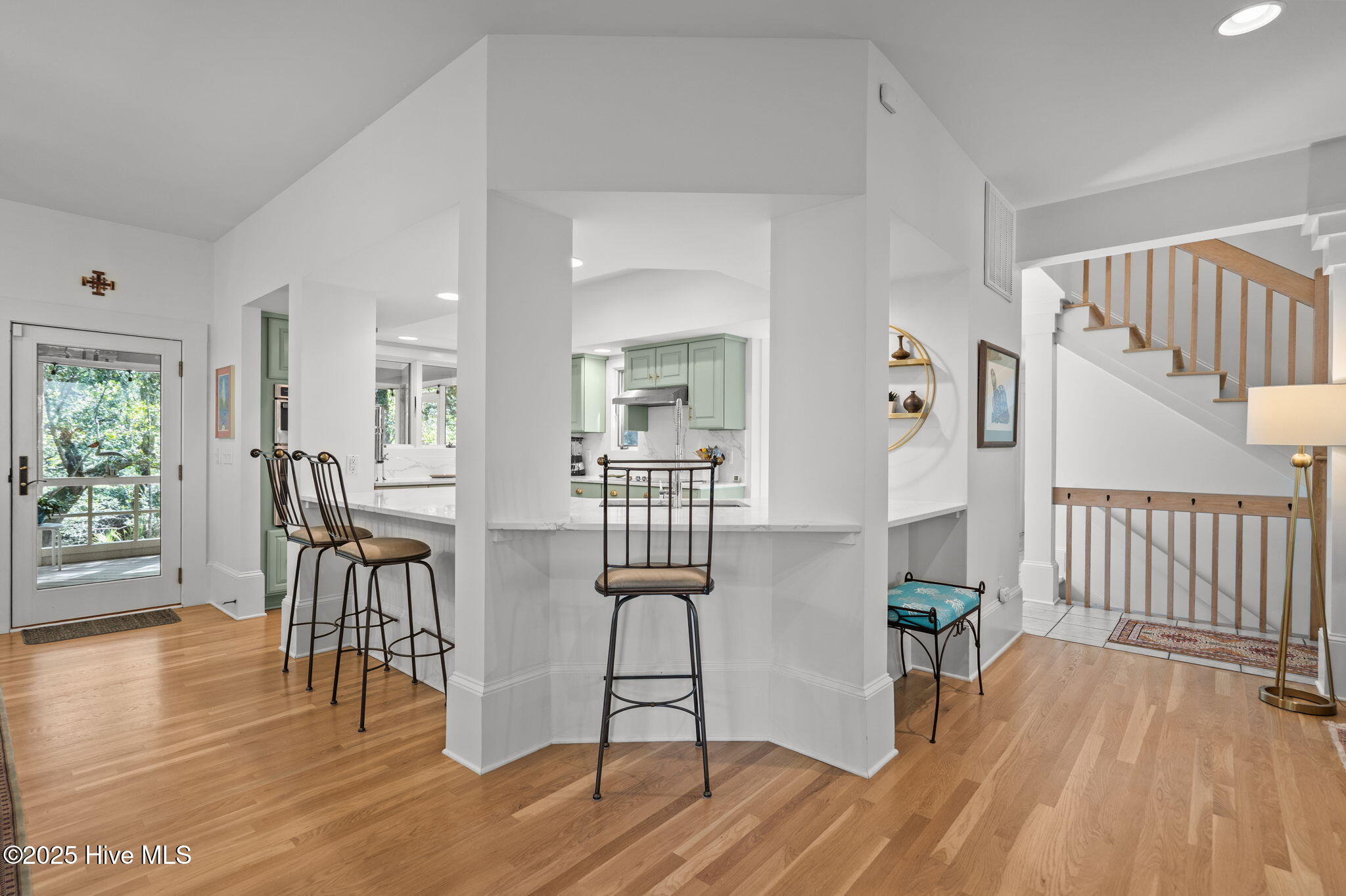 100501952 | Photo 21