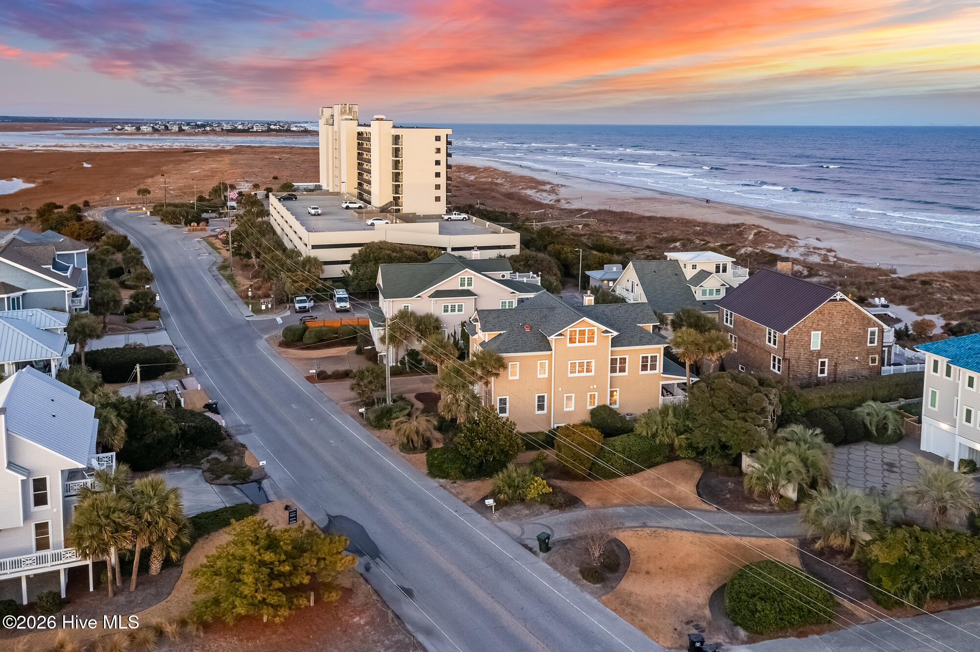 100555453 | Photo 53