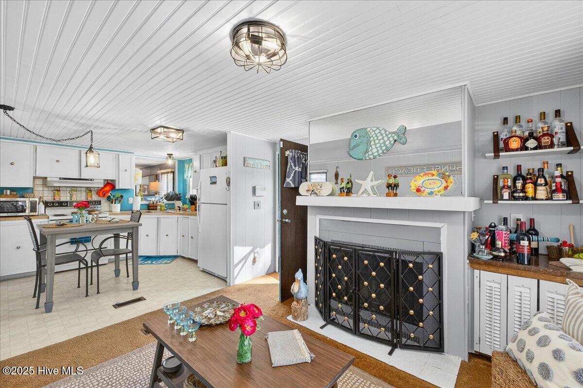 100529592 | Photo 12