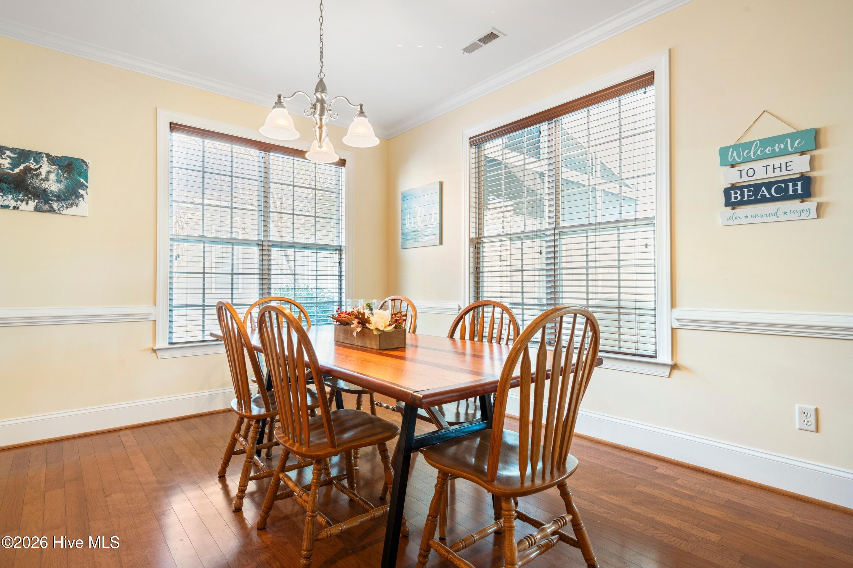 100550560 | Photo 24