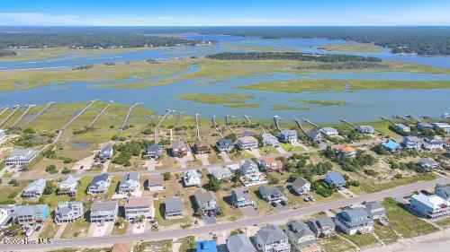 100510345 | Photo 49